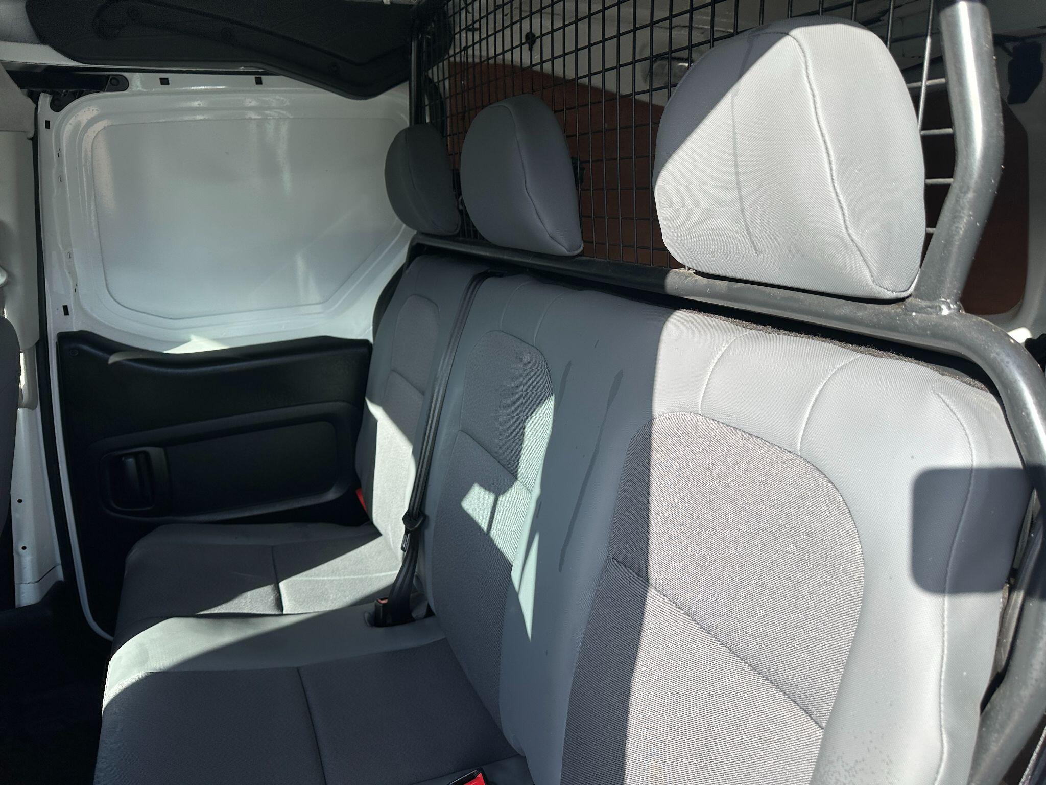 2016 Peugeot Partner 1.6 HDi S Crew Van L2 4dr • 93,298 miles image 14