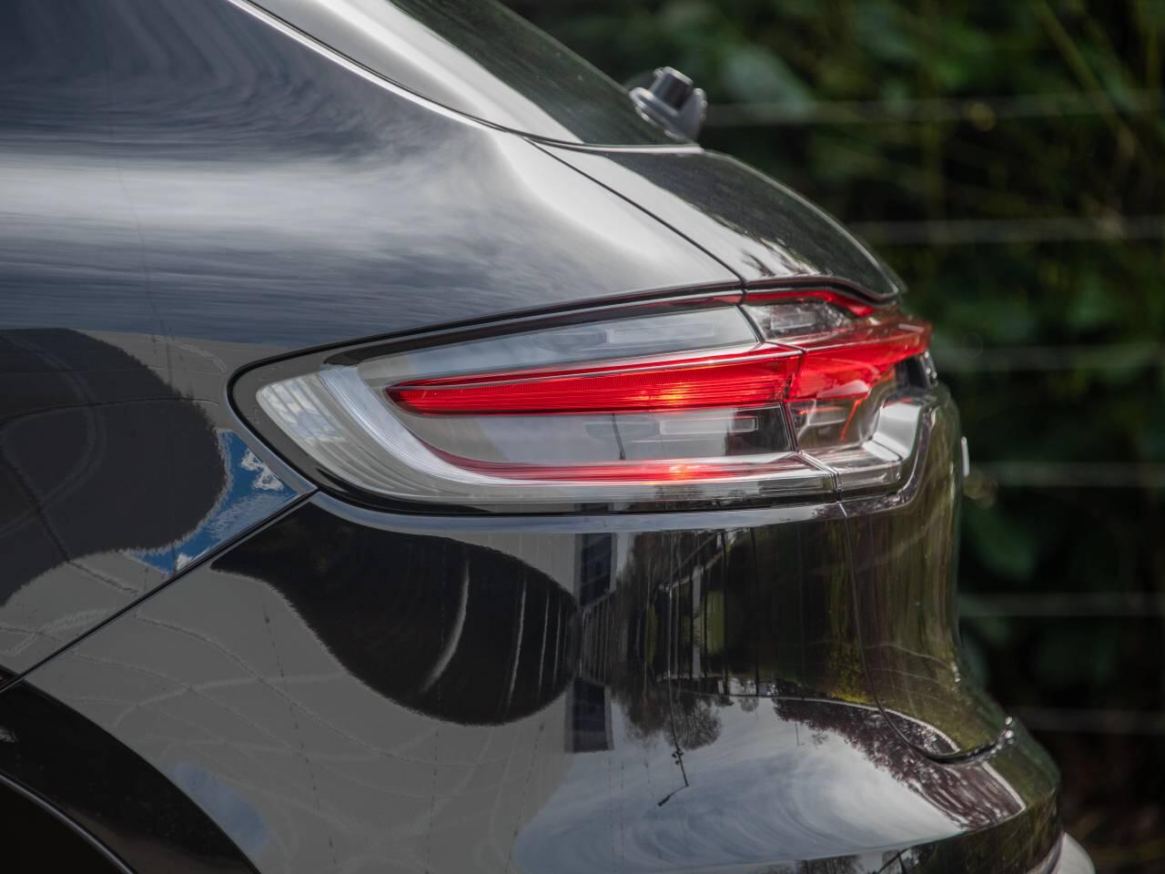 Porsche Macan view 21