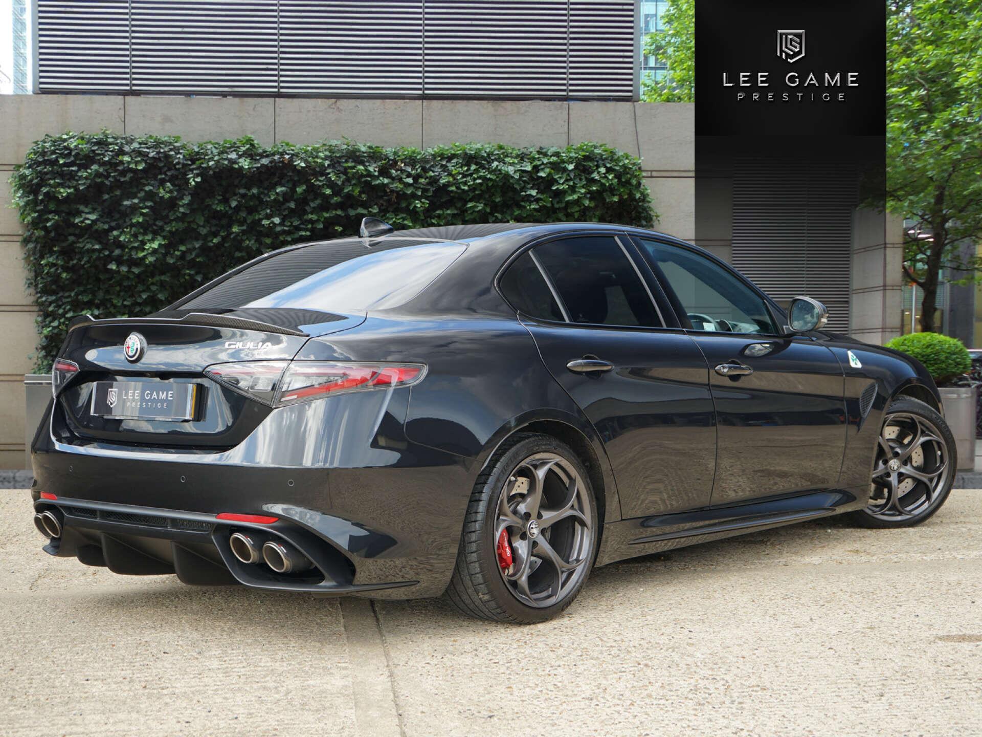 Alfa Romeo Giulia view 7