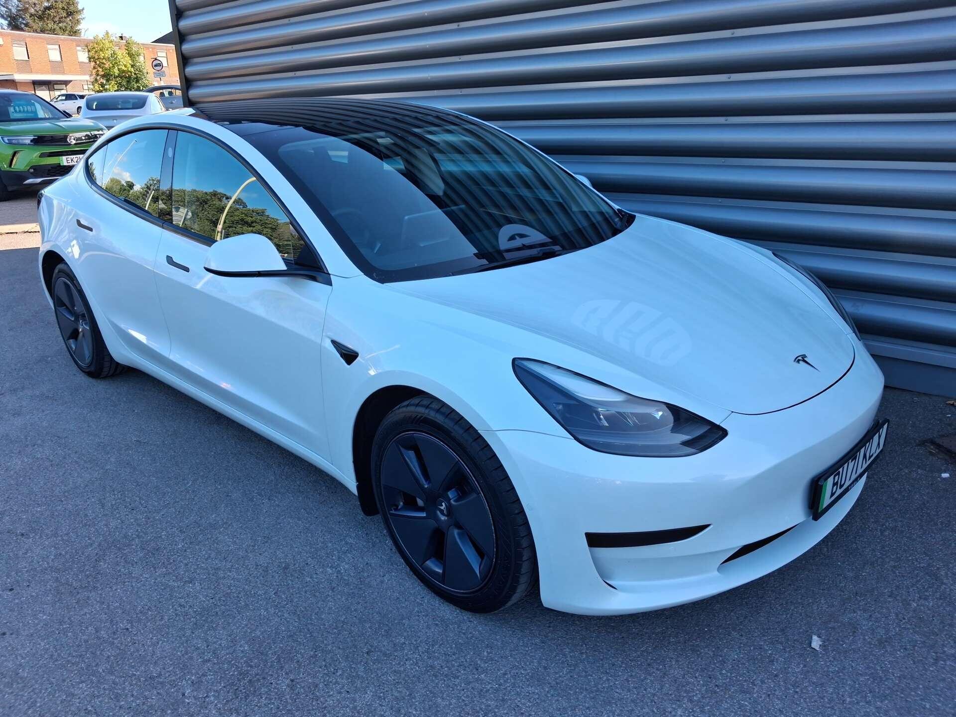 Tesla Model 3 view 4