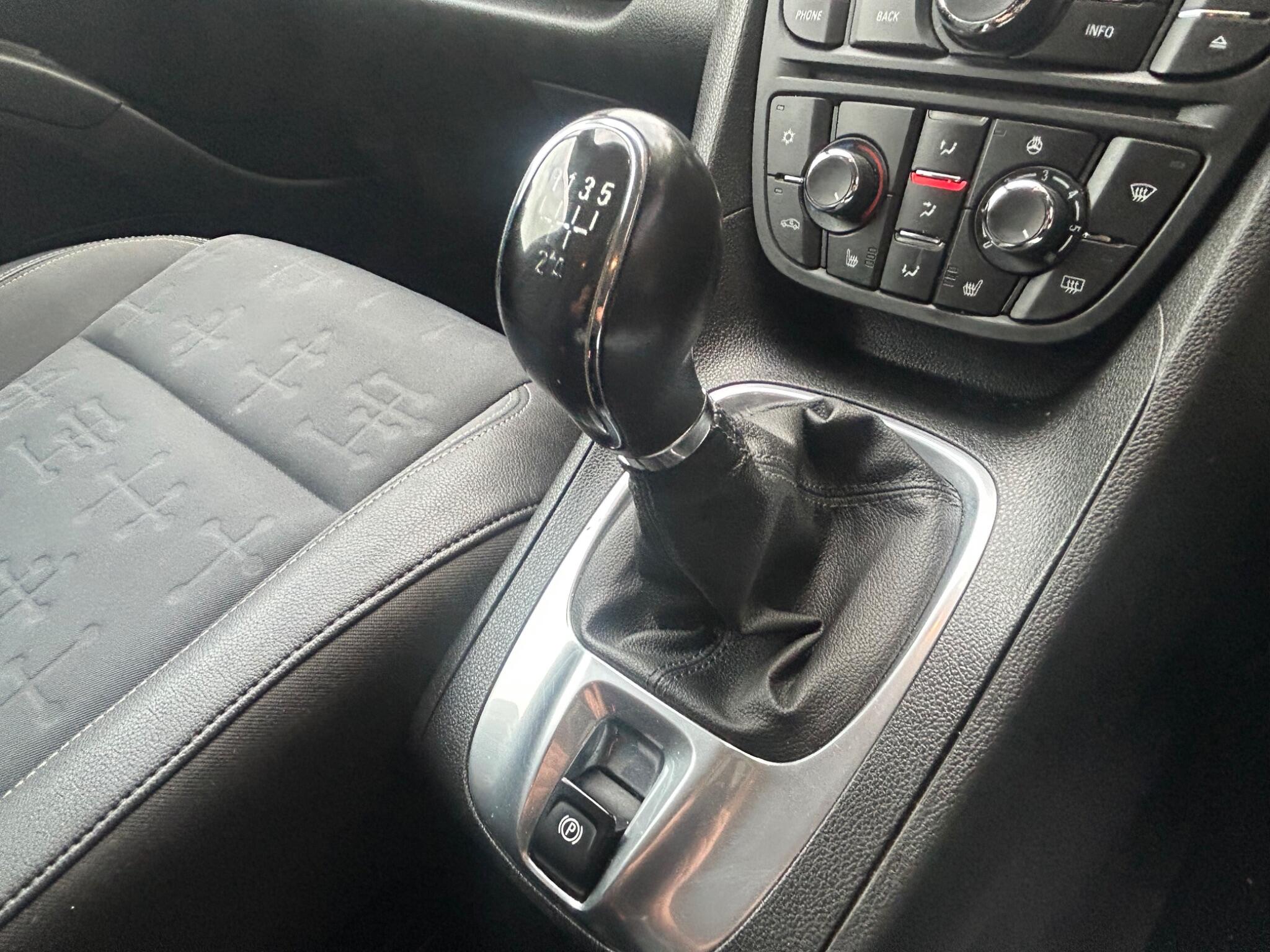 Vauxhall Meriva view 23
