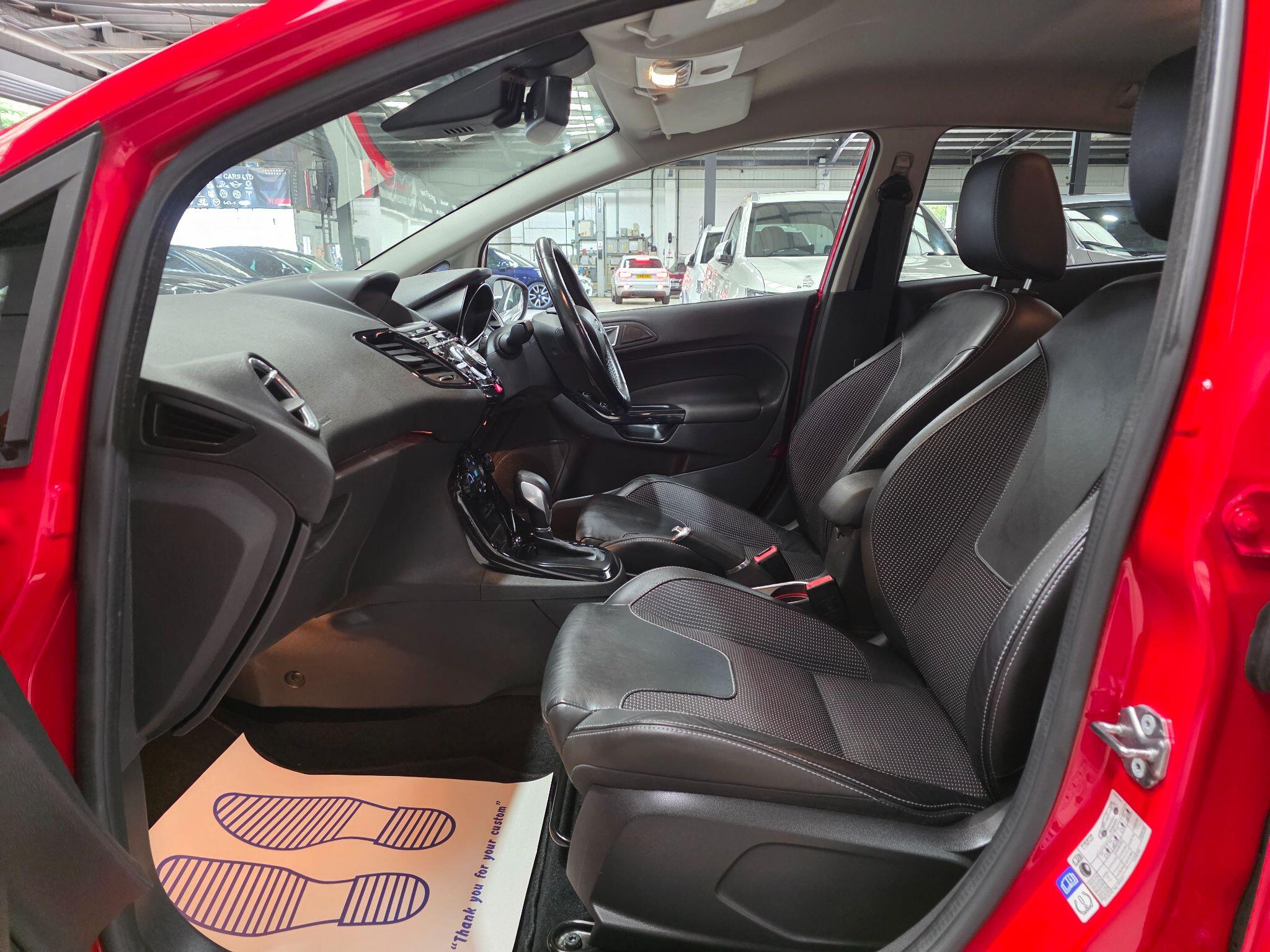 Ford Fiesta view 24