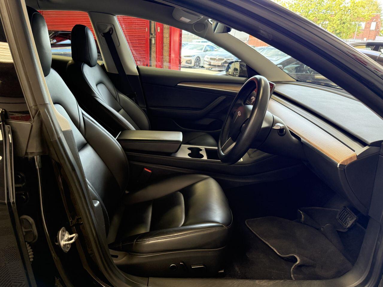 Tesla Model 3 view 31