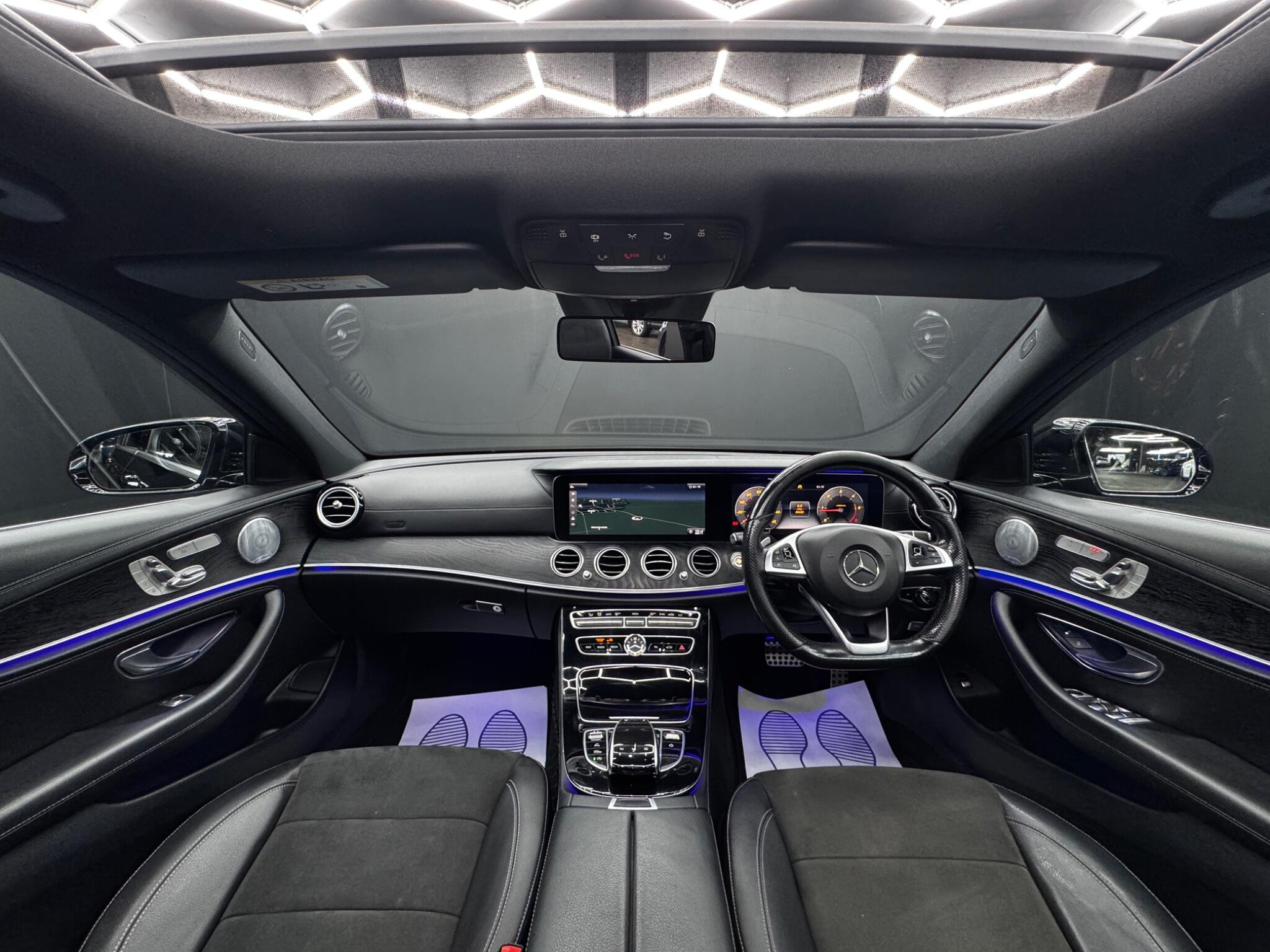 Mercedes-Benz E-Class view 18