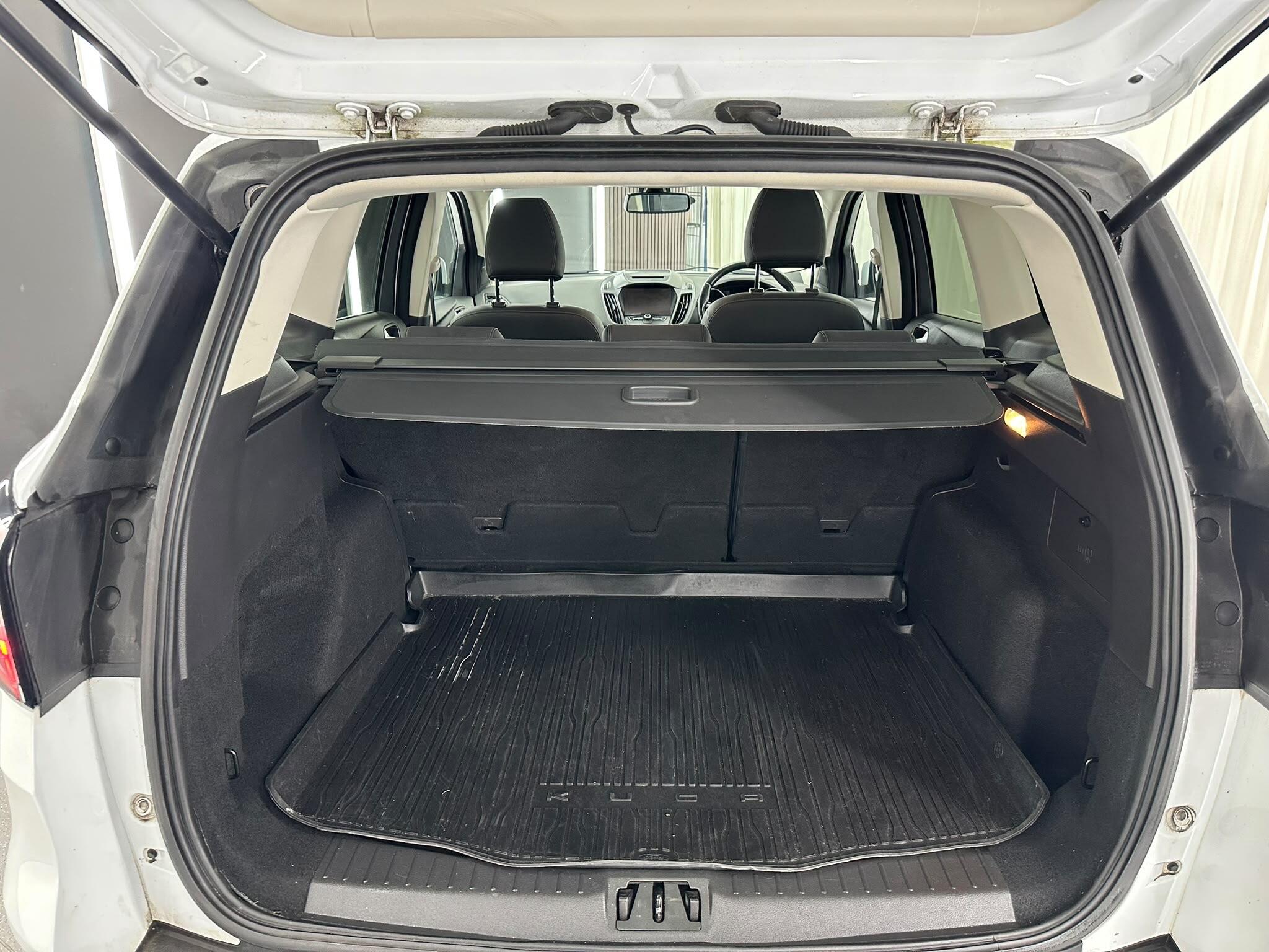 Ford Kuga view 20