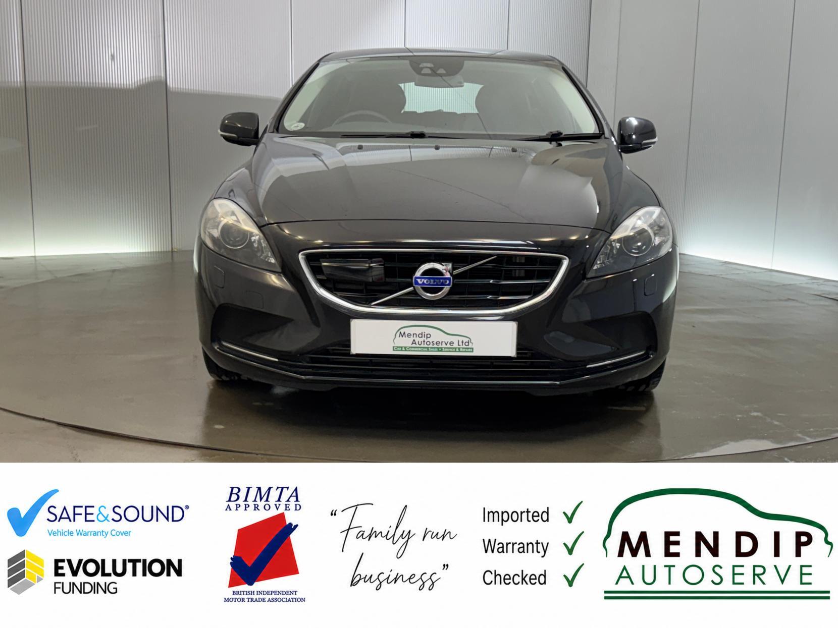 Volvo V40 view 44
