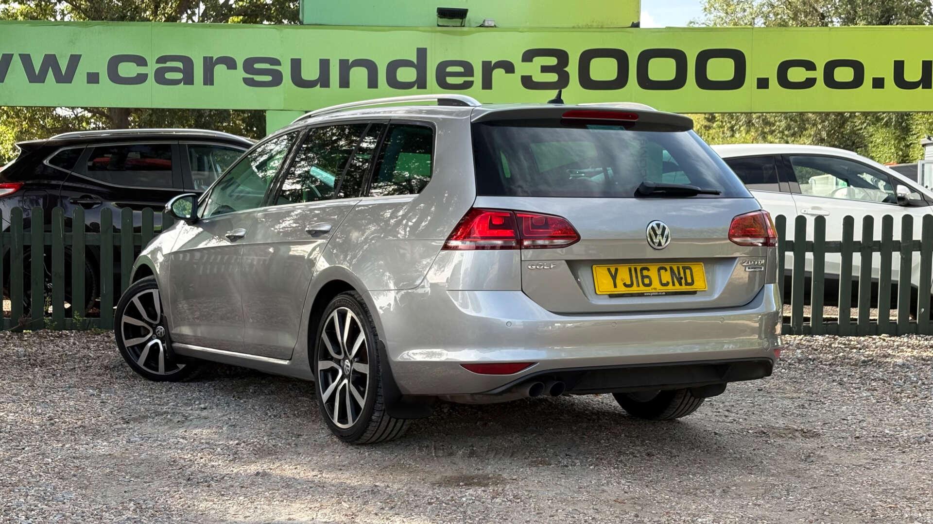 Volkswagen Golf view 8