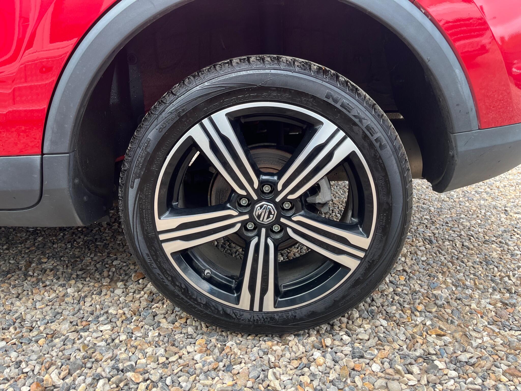 MG MG ZS view 8