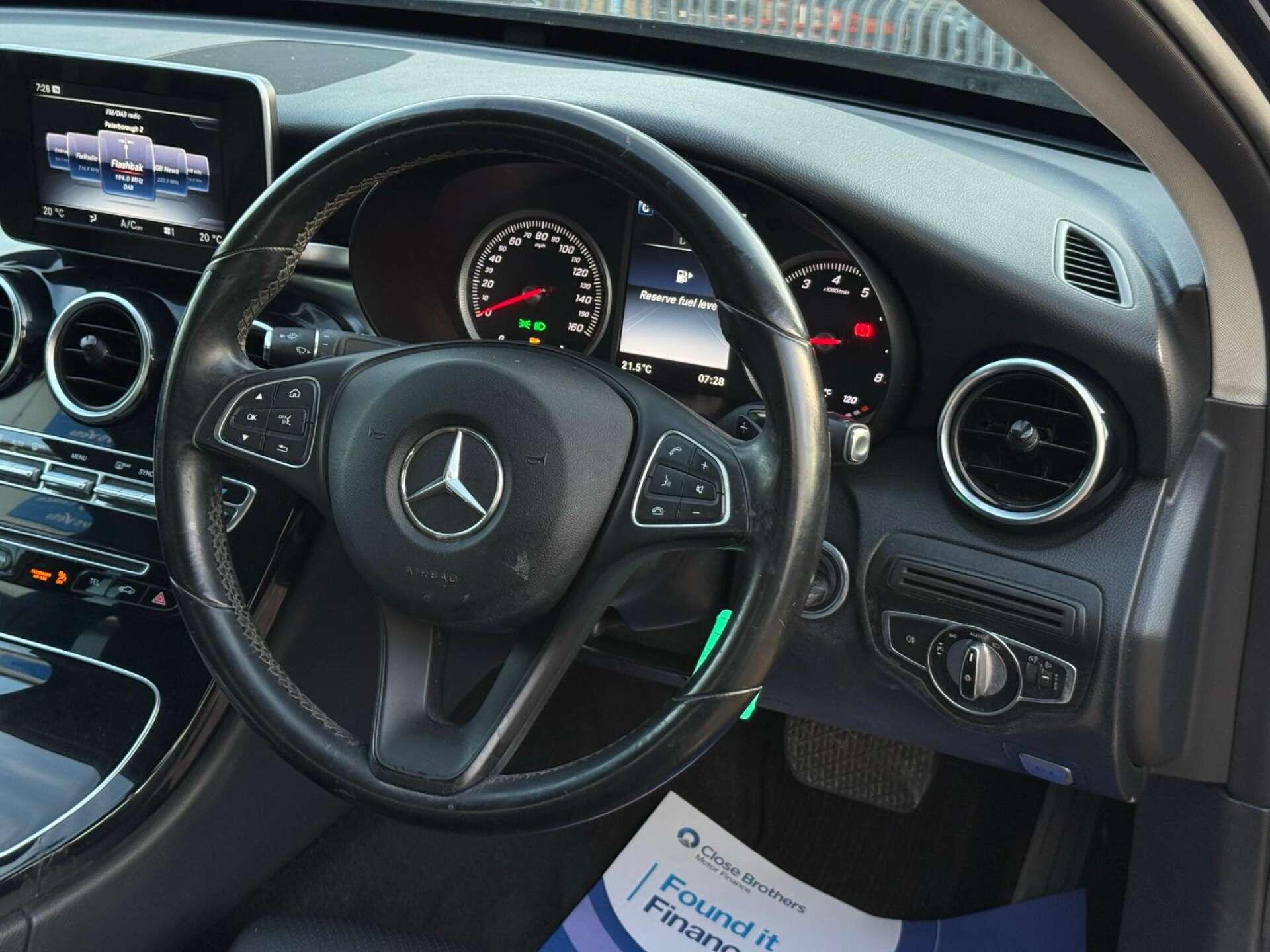 Mercedes-Benz C Class view 52