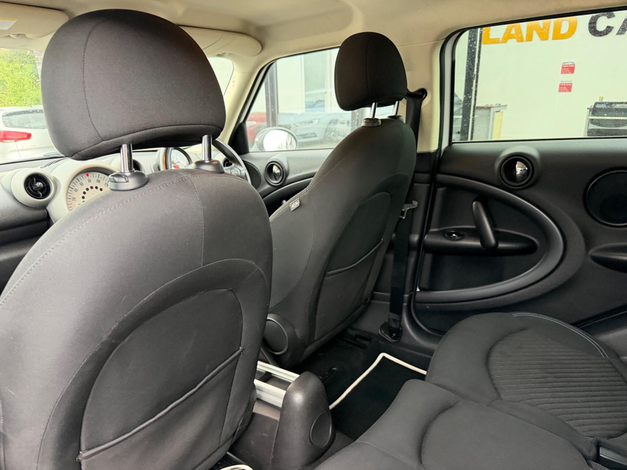 Mini Countryman view 27