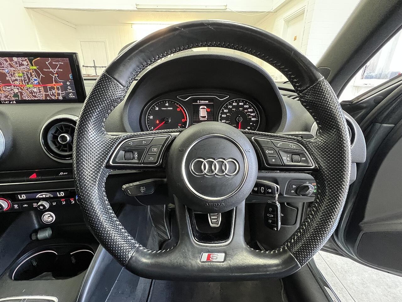 Audi A3 view 9