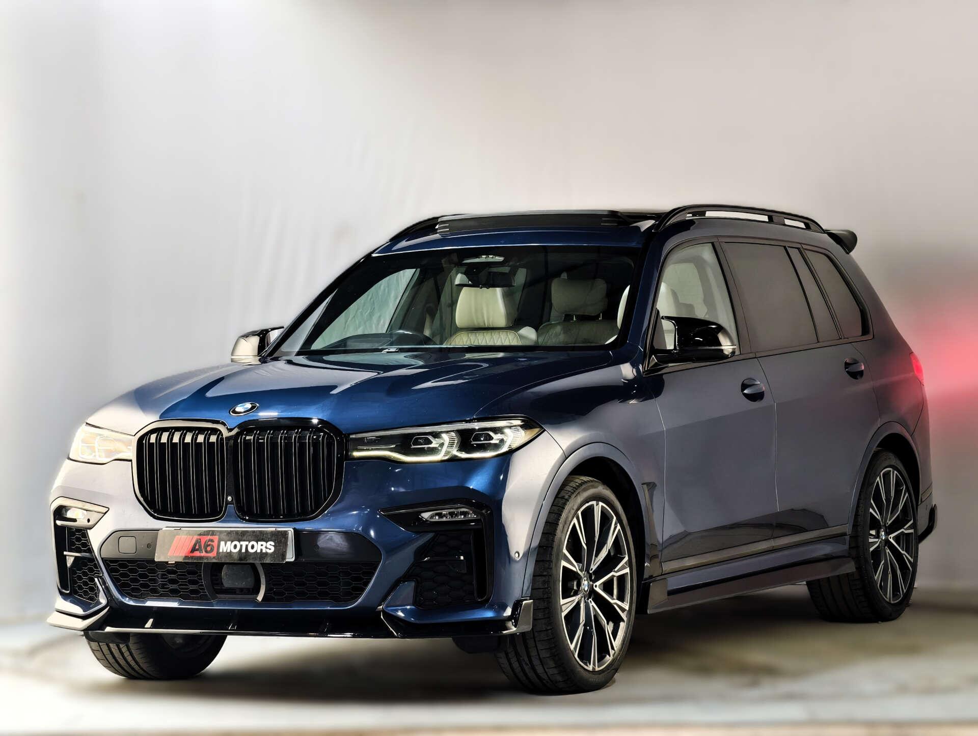 BMW X7 view 10
