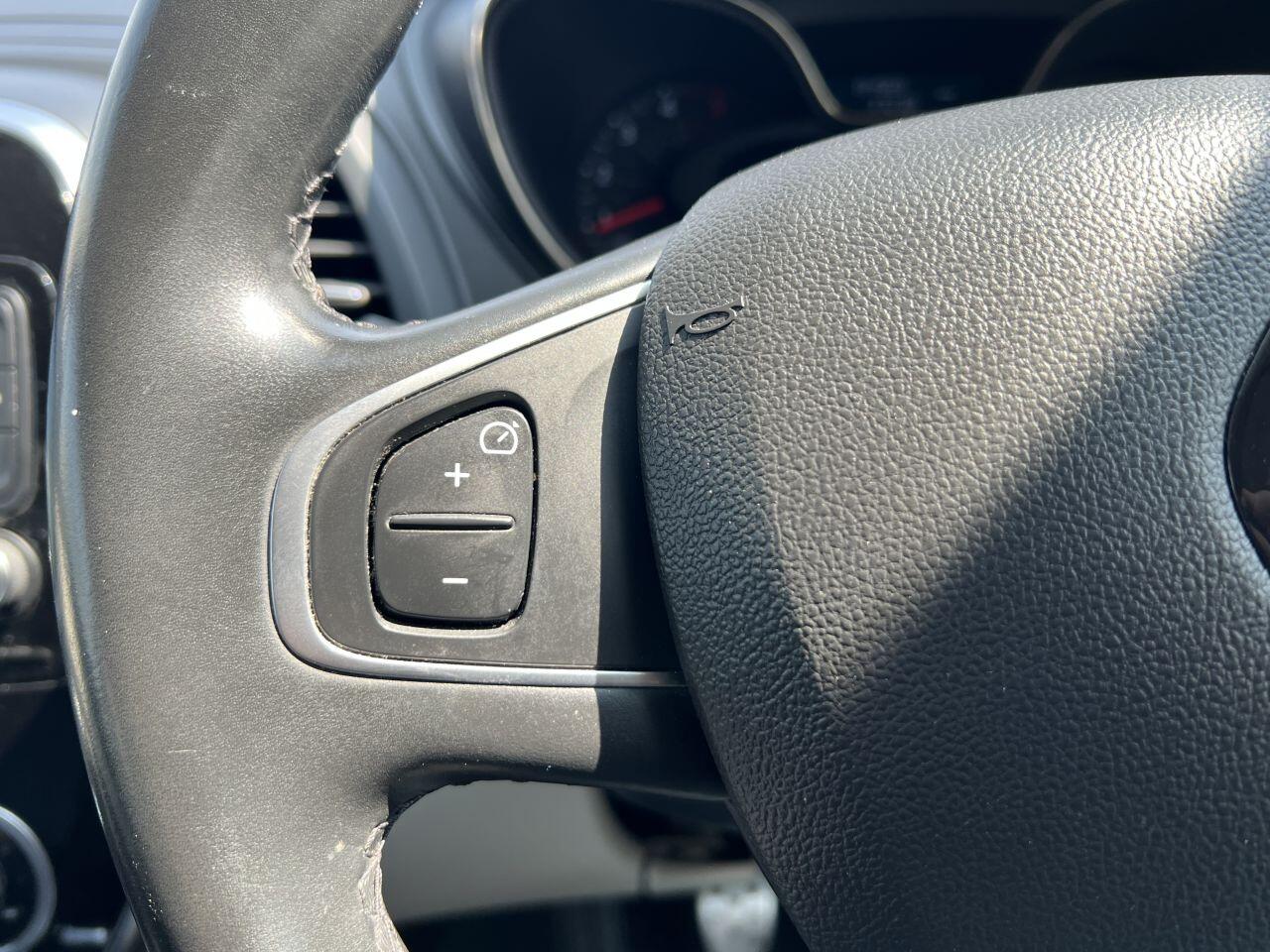 Renault Captur view 53