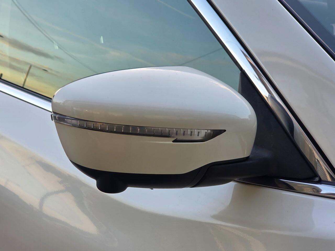 Nissan X-Trail view 40