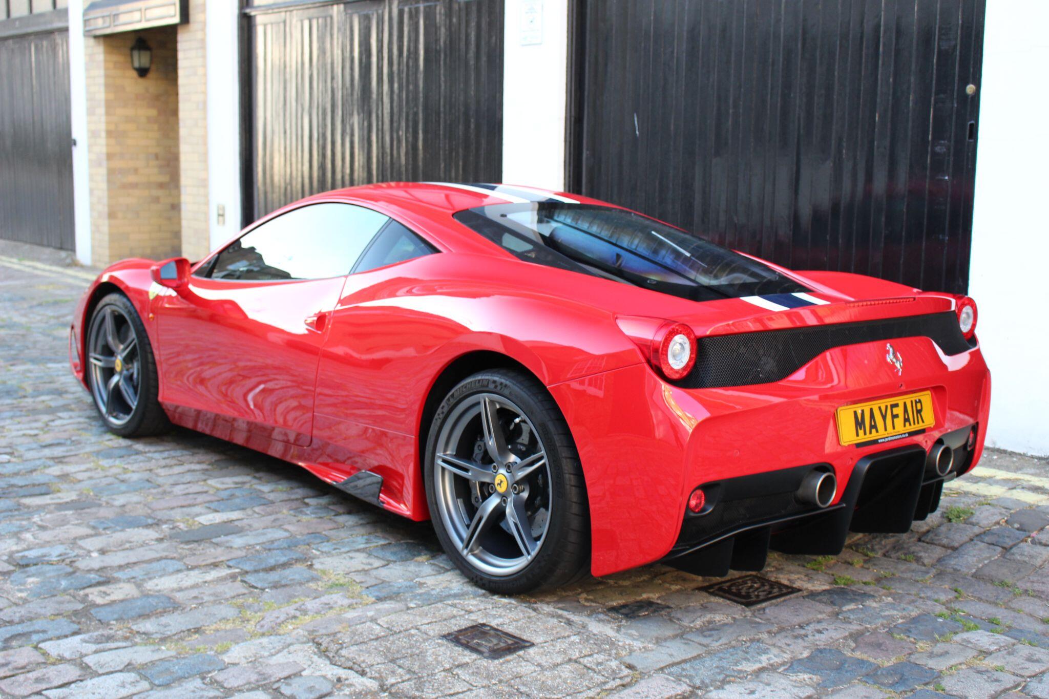 Ferrari 458 view 4