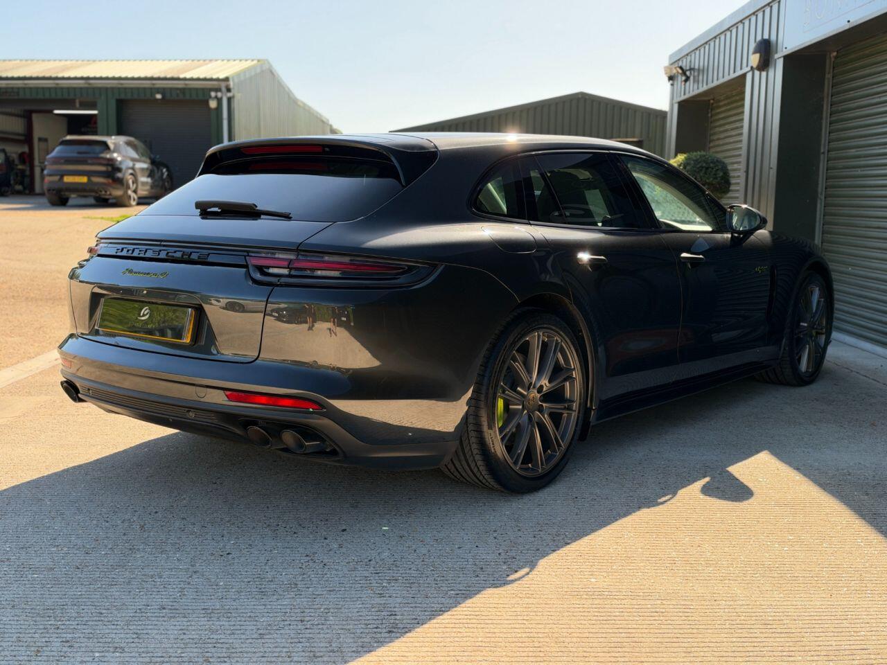 Porsche Panamera view 23