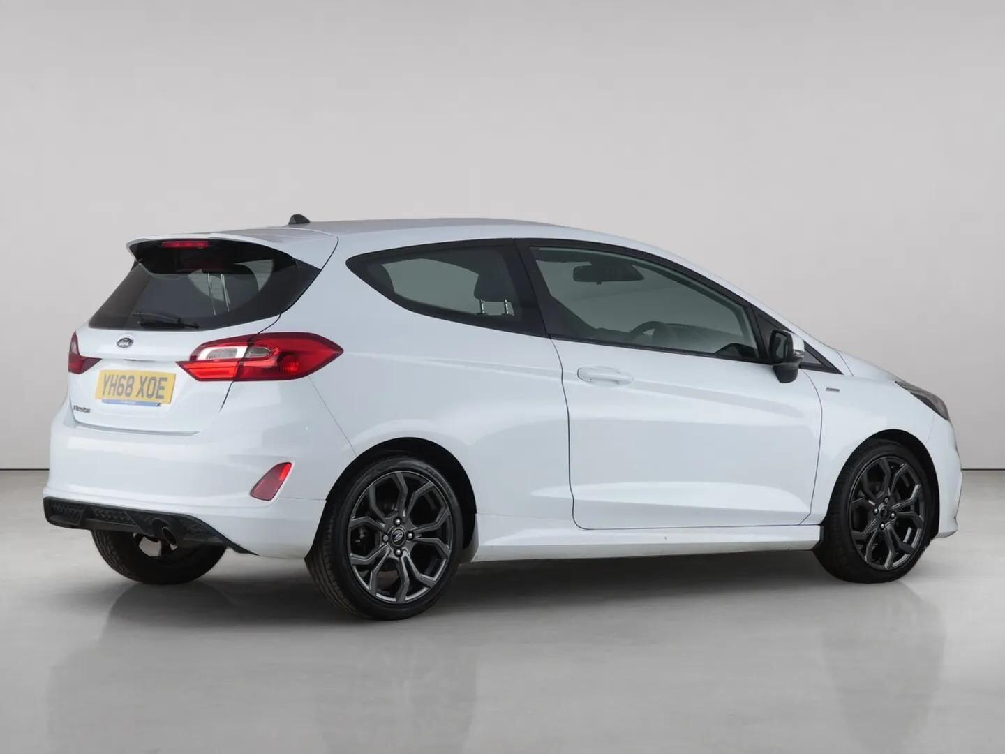 Ford Fiesta view 8