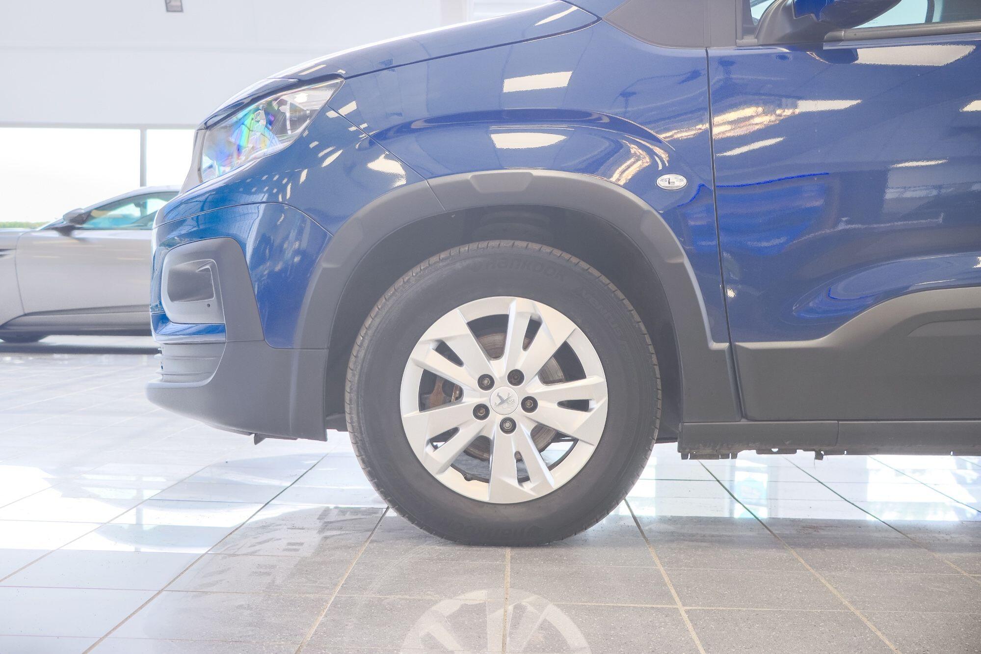 Peugeot Rifter view 9
