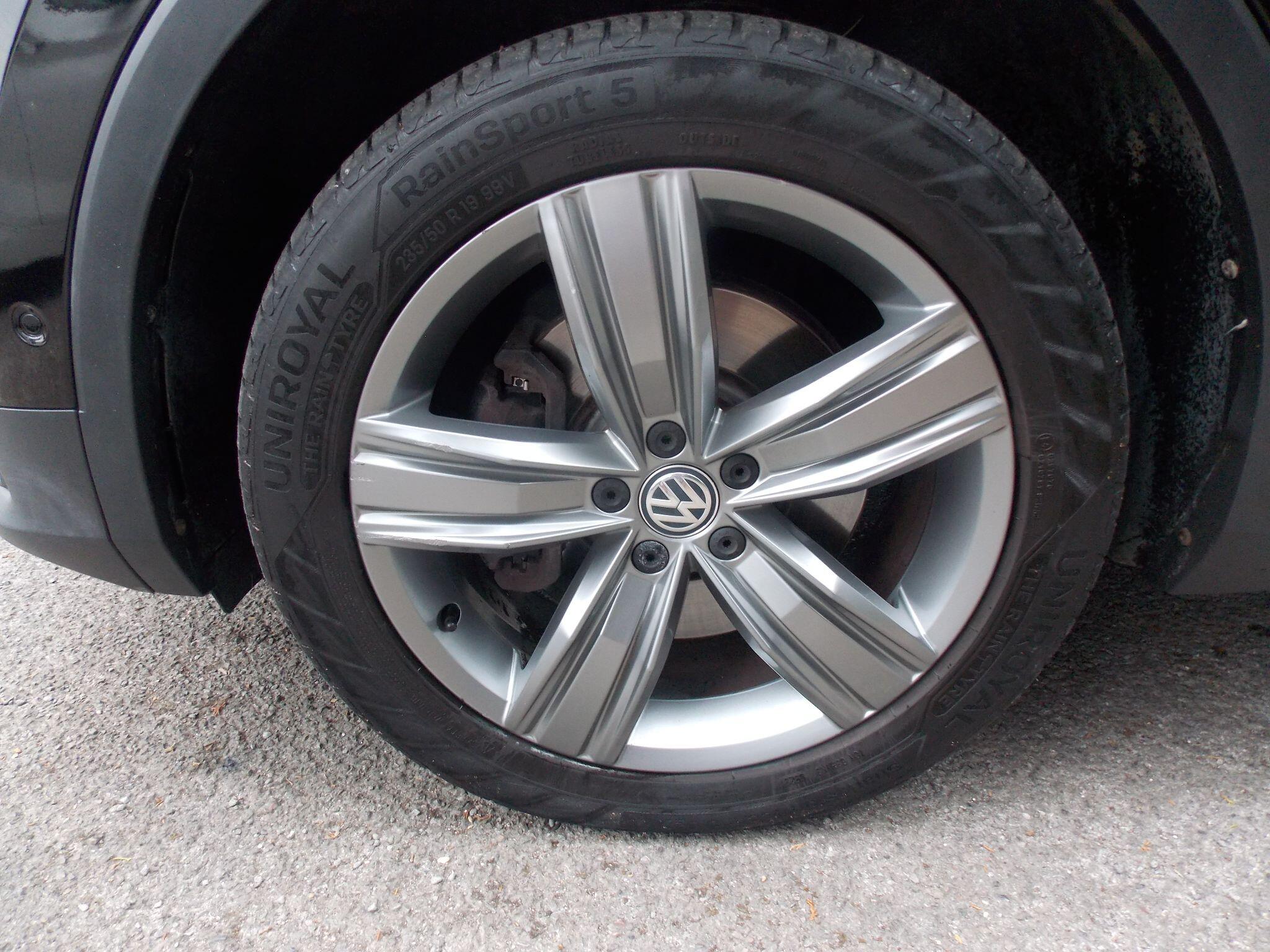 Volkswagen Tiguan view 37