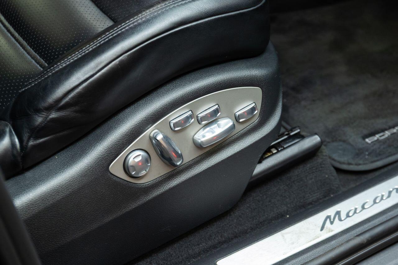 Porsche Macan view 49