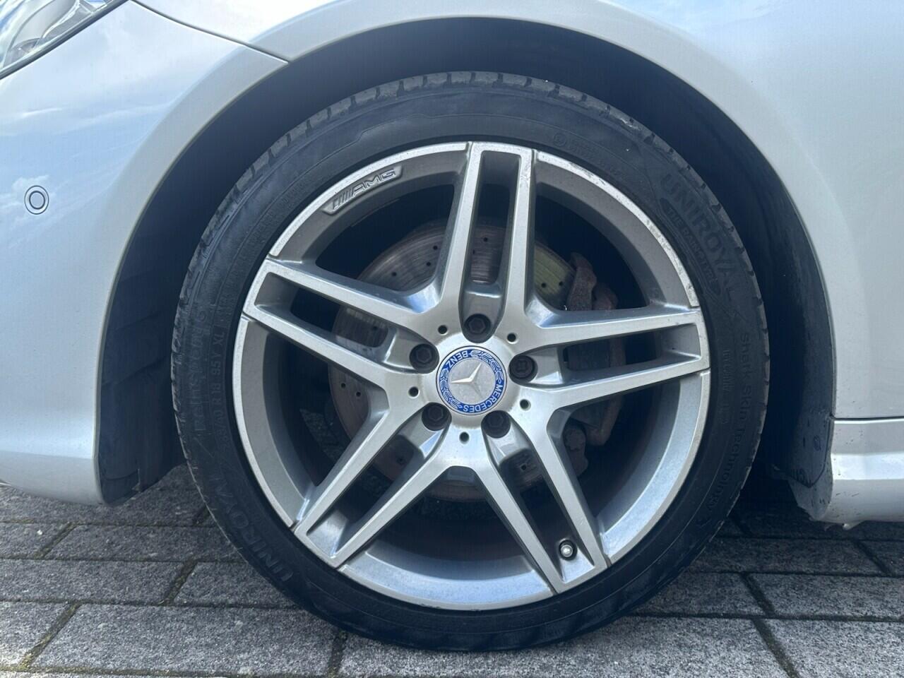 Mercedes-Benz E-Class view 24