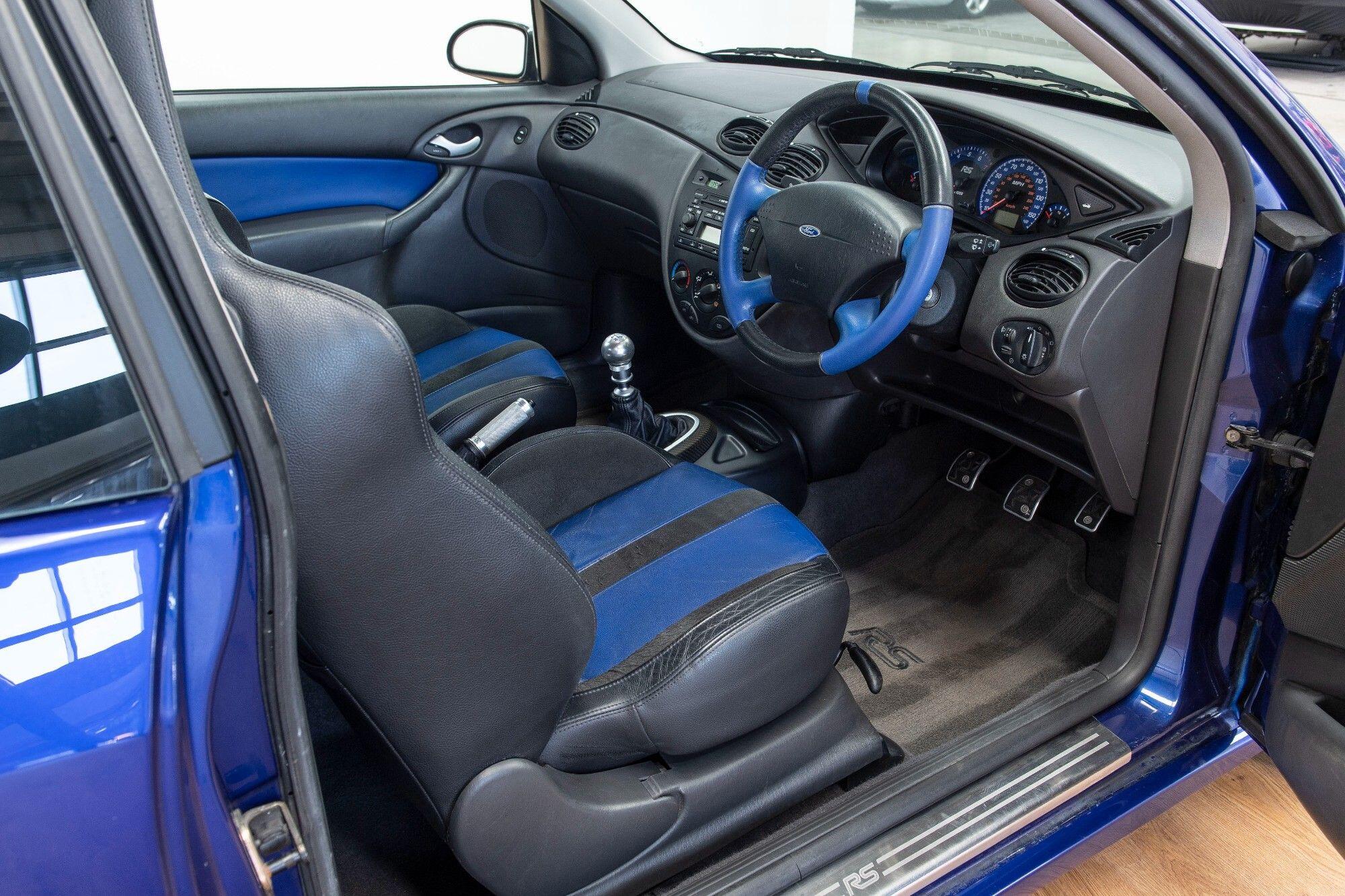 Ford Focus view 9