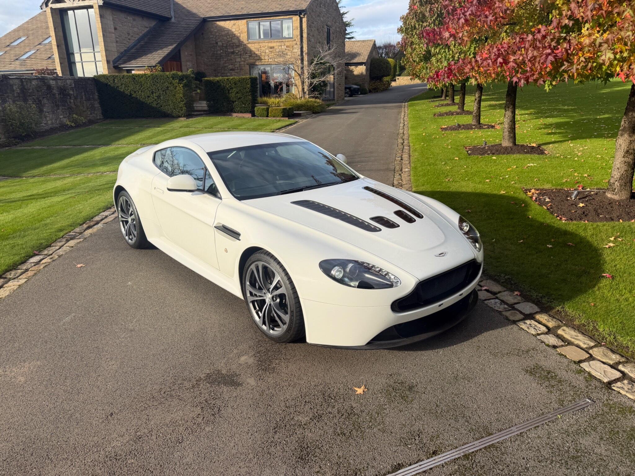 Aston Martin Vantage