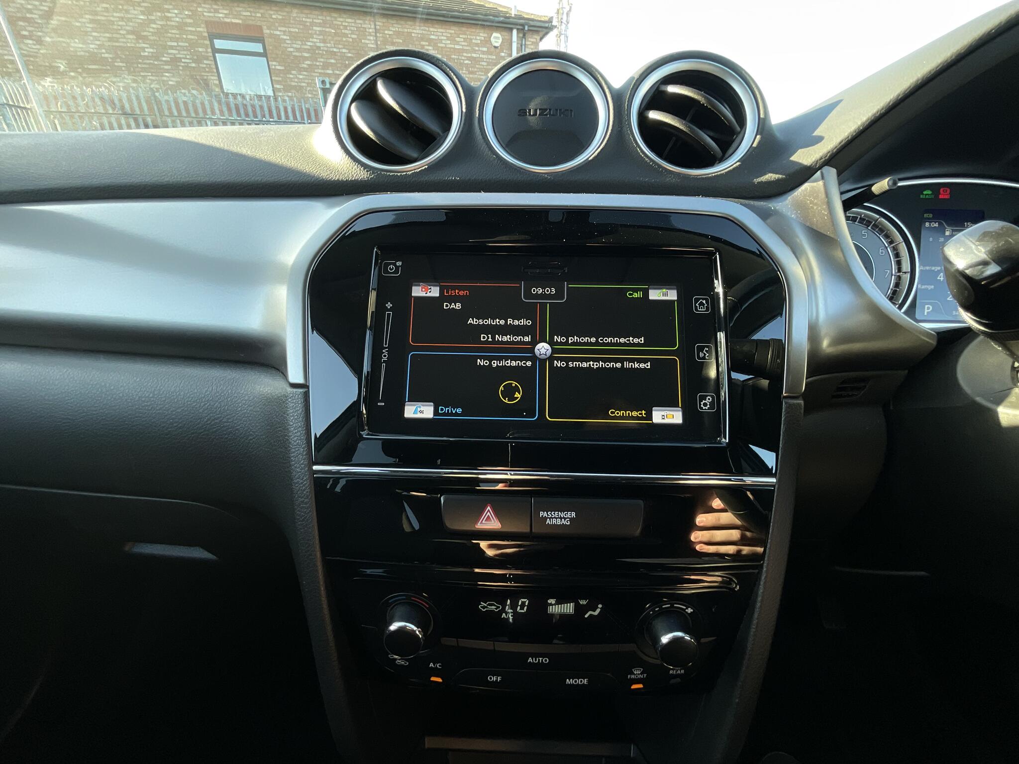 Suzuki Vitara view 24