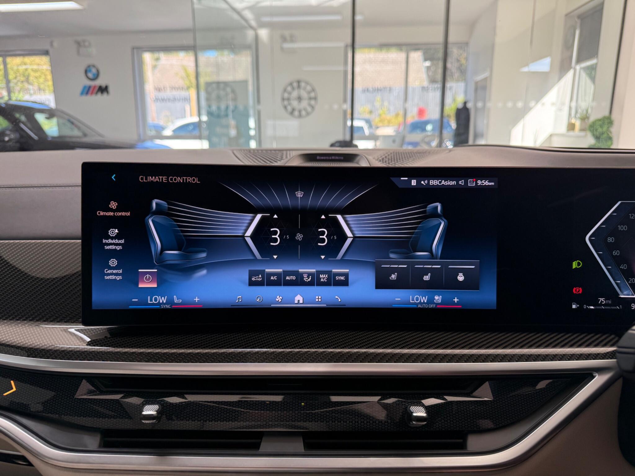 BMW X7 view 40