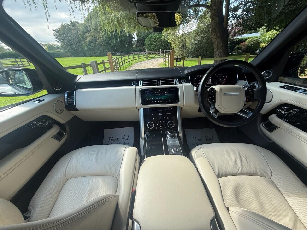 Land Rover Range Rover view 20
