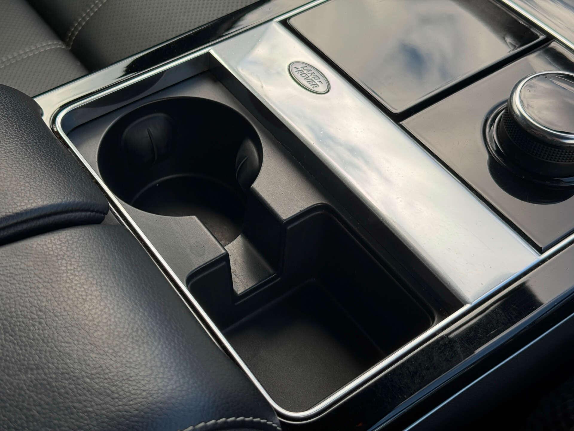 Land Rover Range Rover Velar view 66