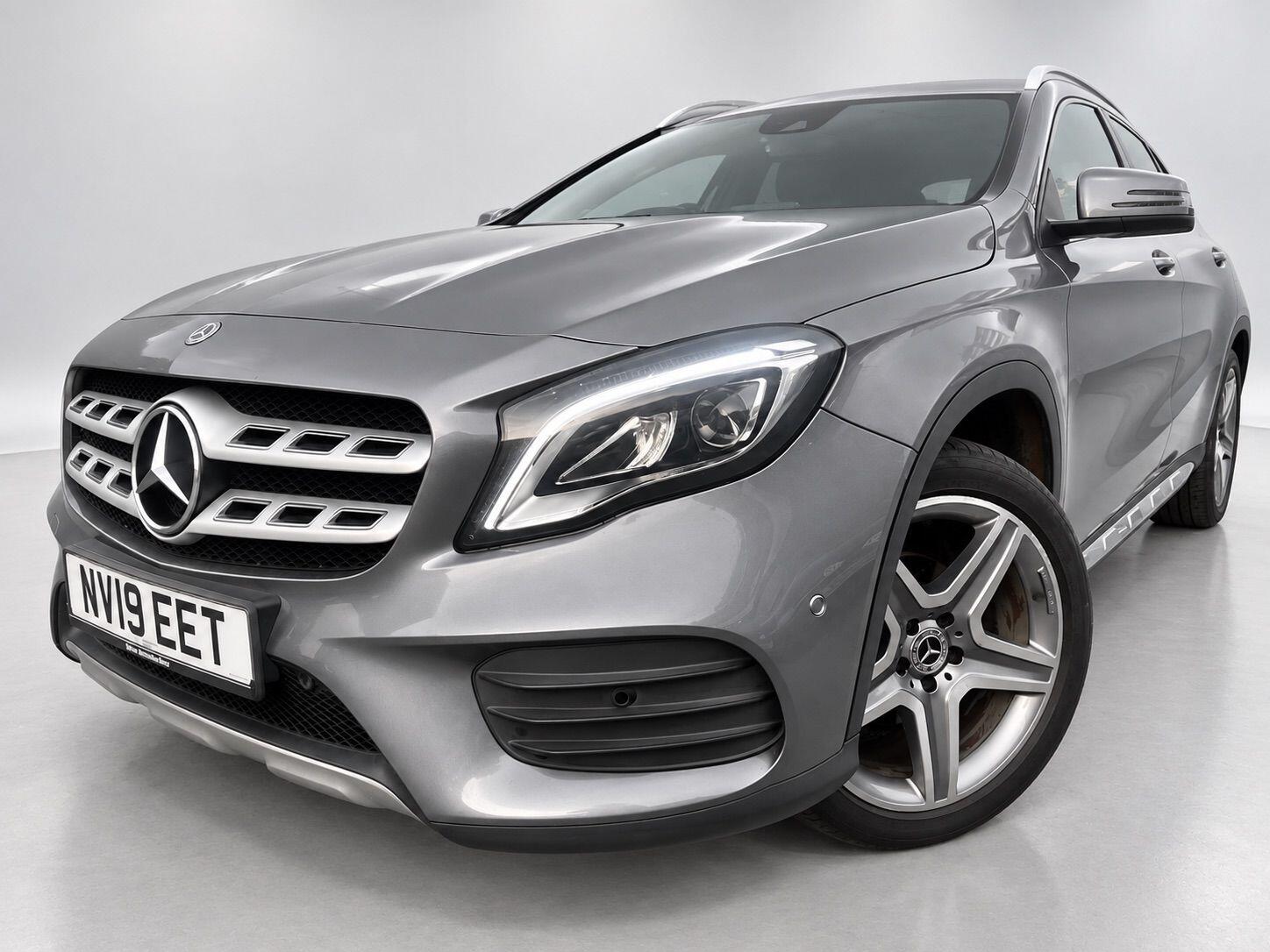 Mercedes-Benz Gla view 8