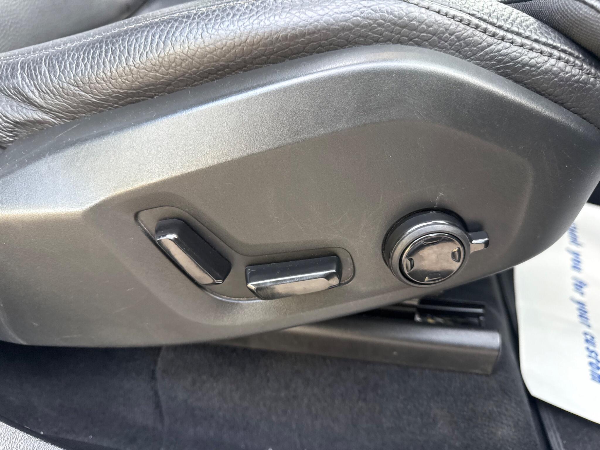 Volvo XC90 view 20