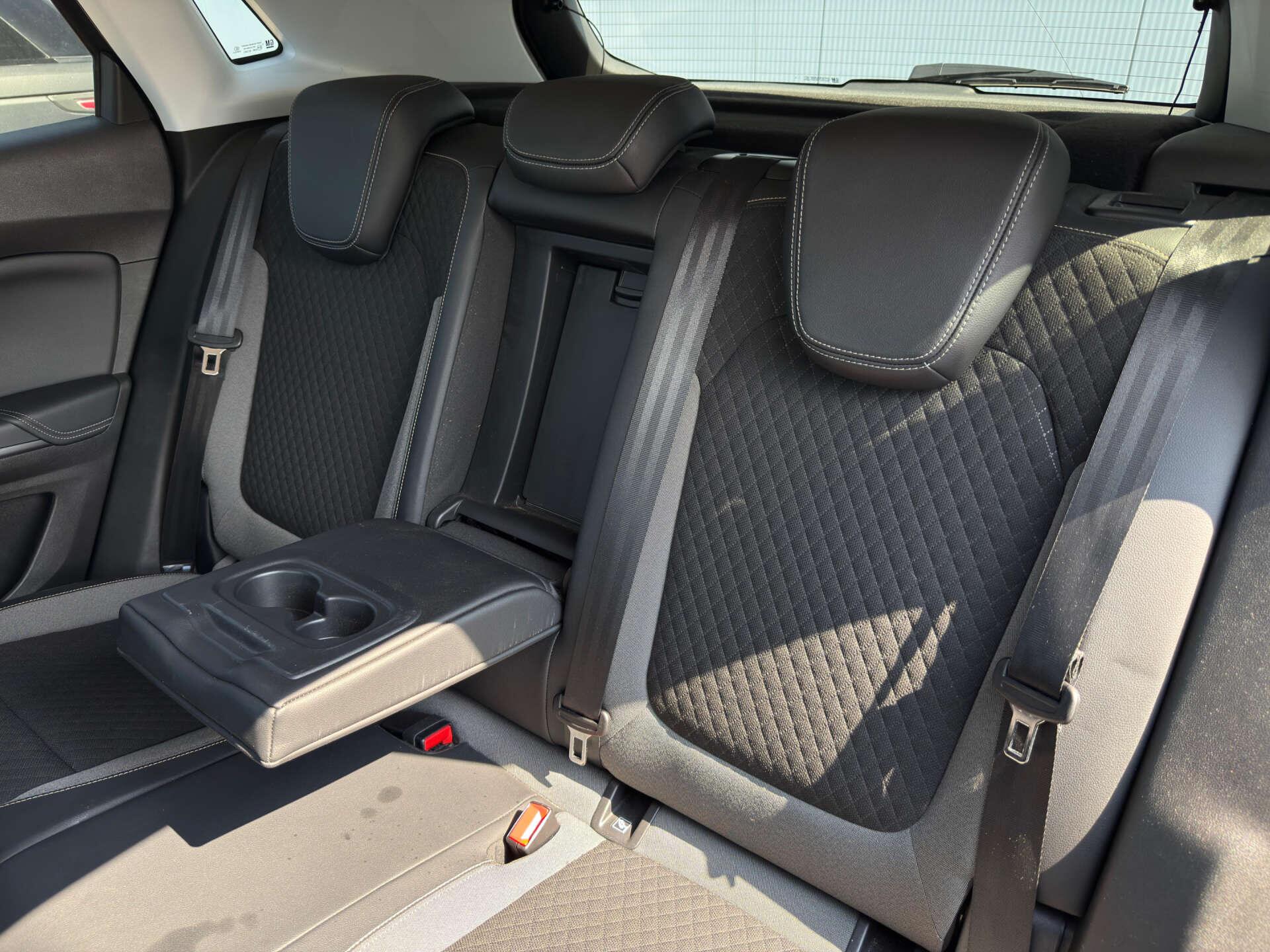 Vauxhall Grandland X view 36