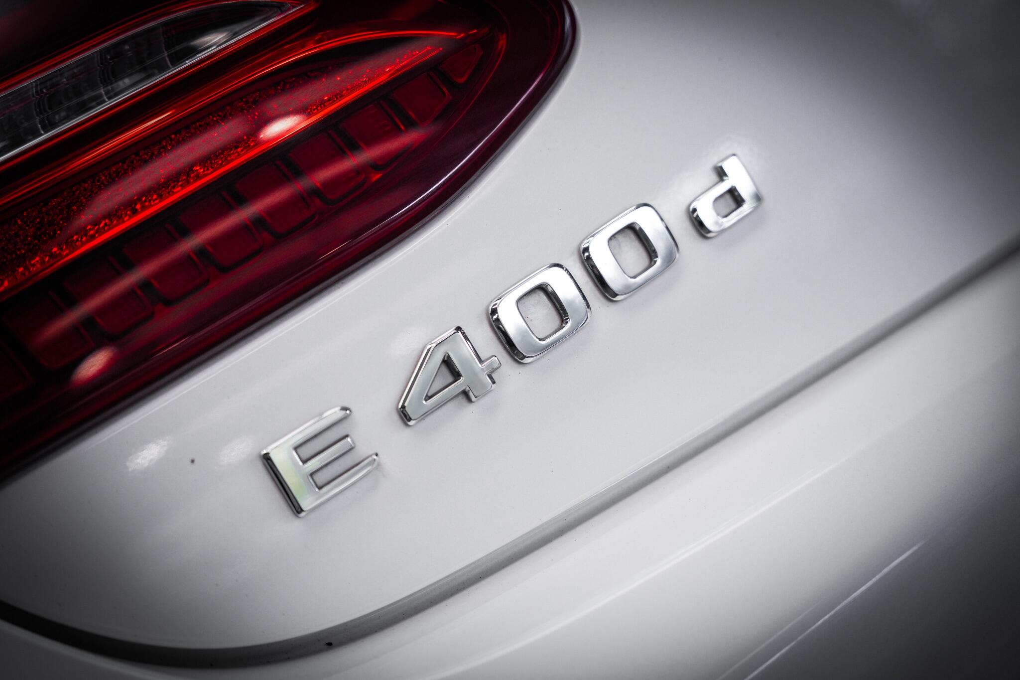 Mercedes-Benz E-Class view 33