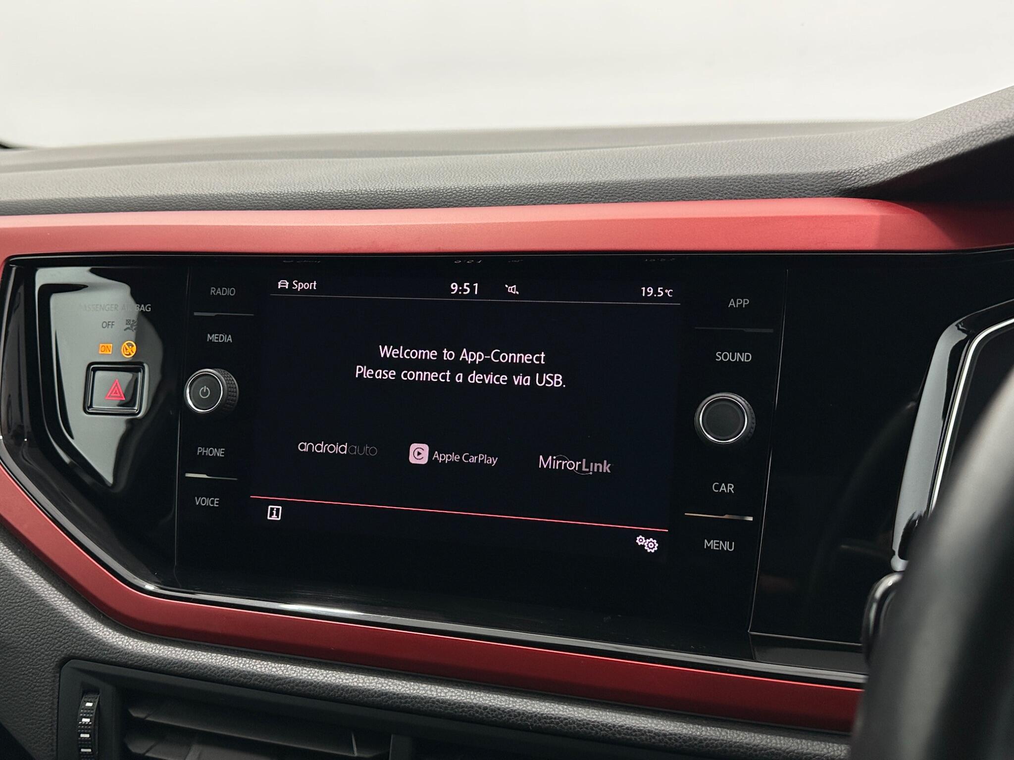 Volkswagen Polo view 23