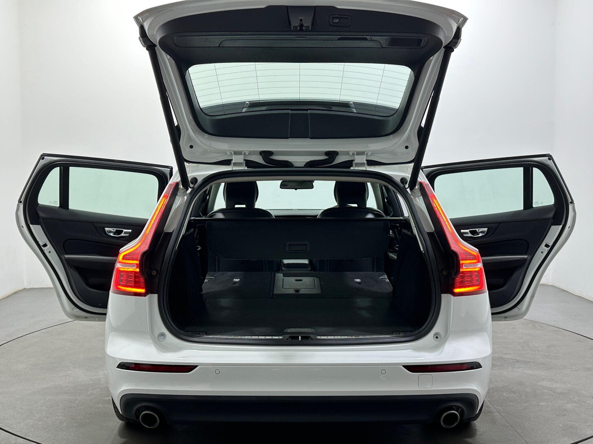 Volvo V60 view 42