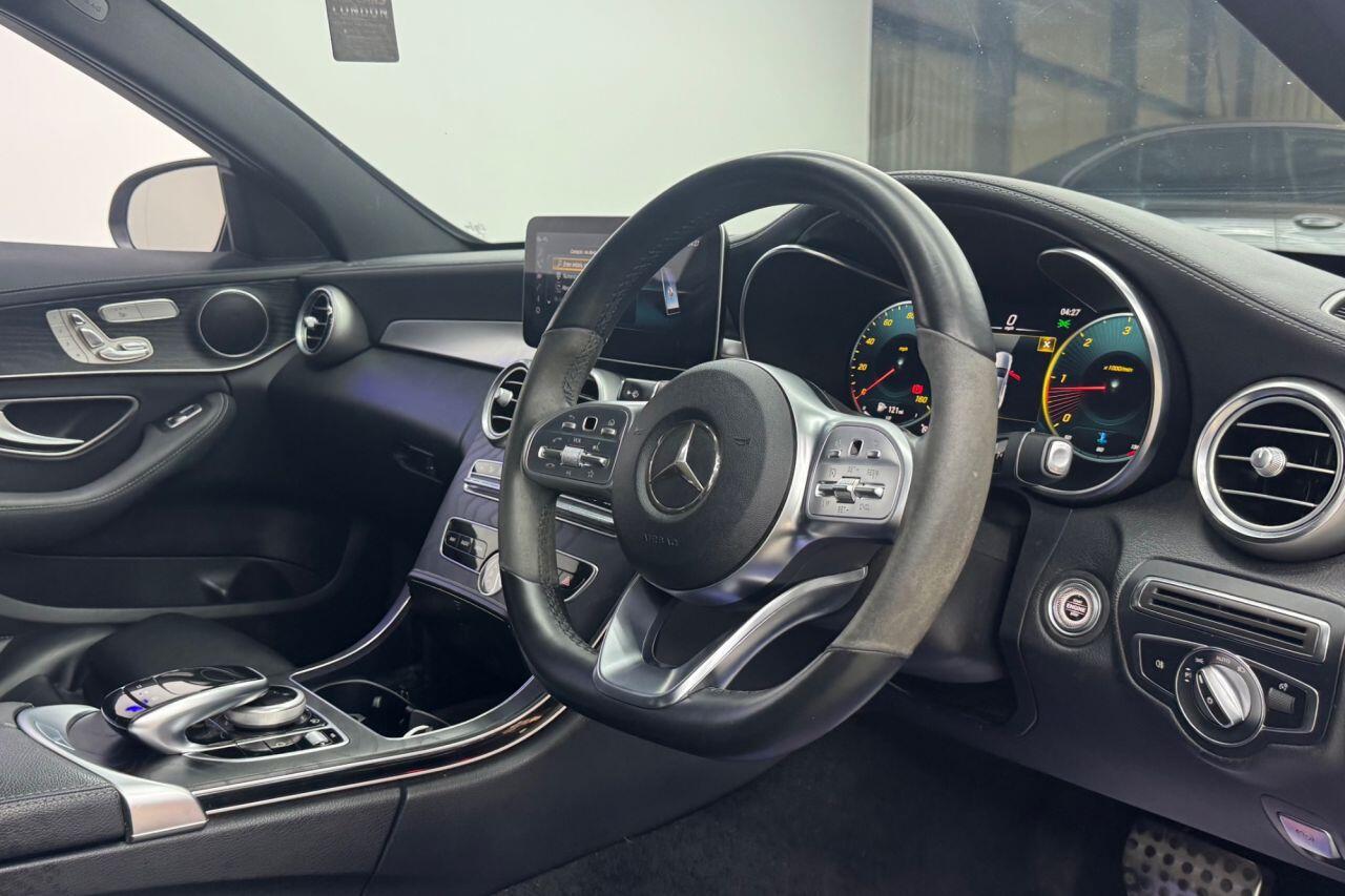 Mercedes-Benz C-Class view 18