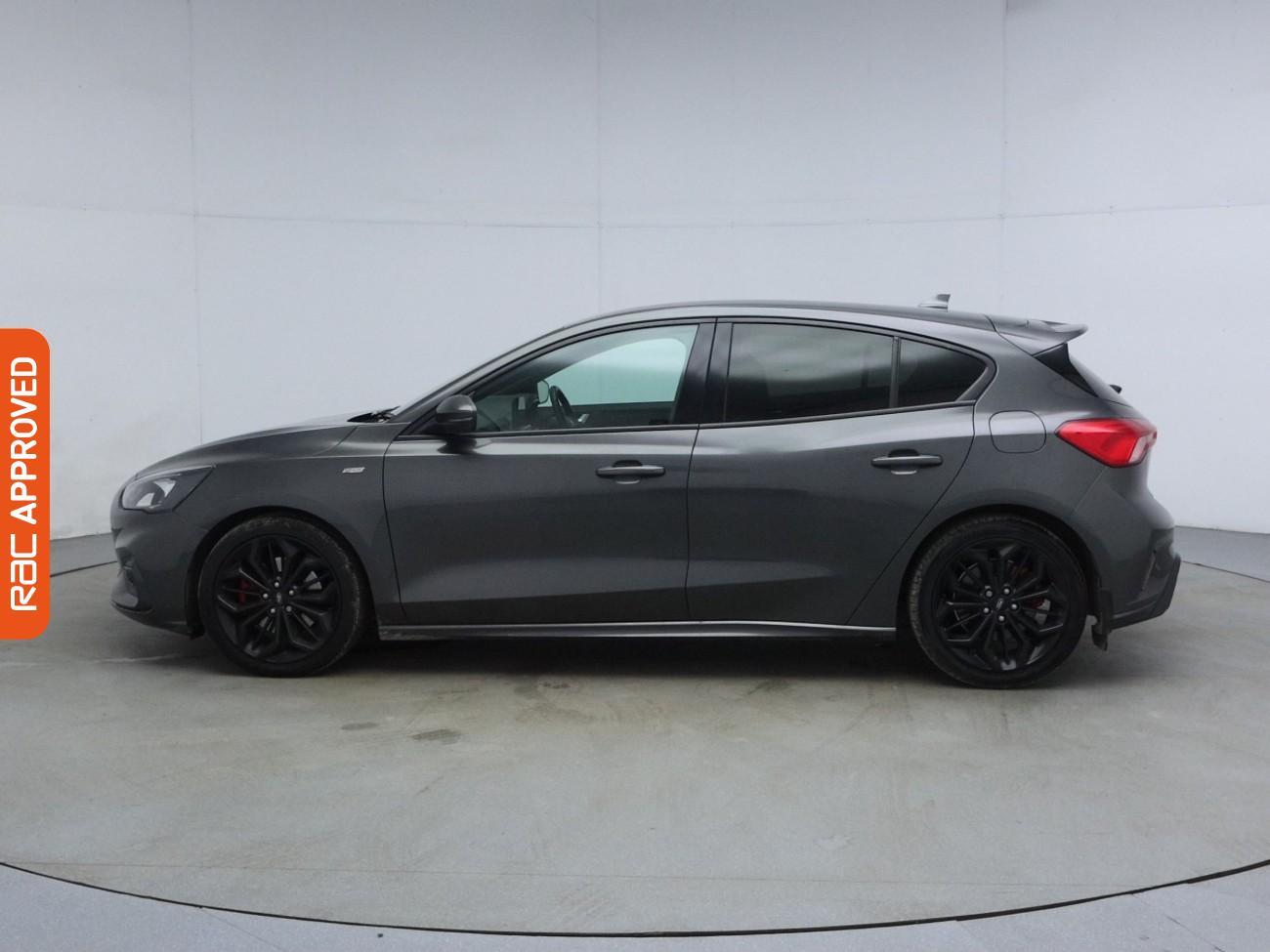 Ford Focus view 28