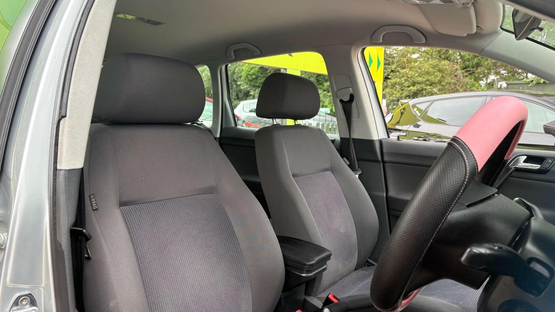 Volkswagen Polo view 7