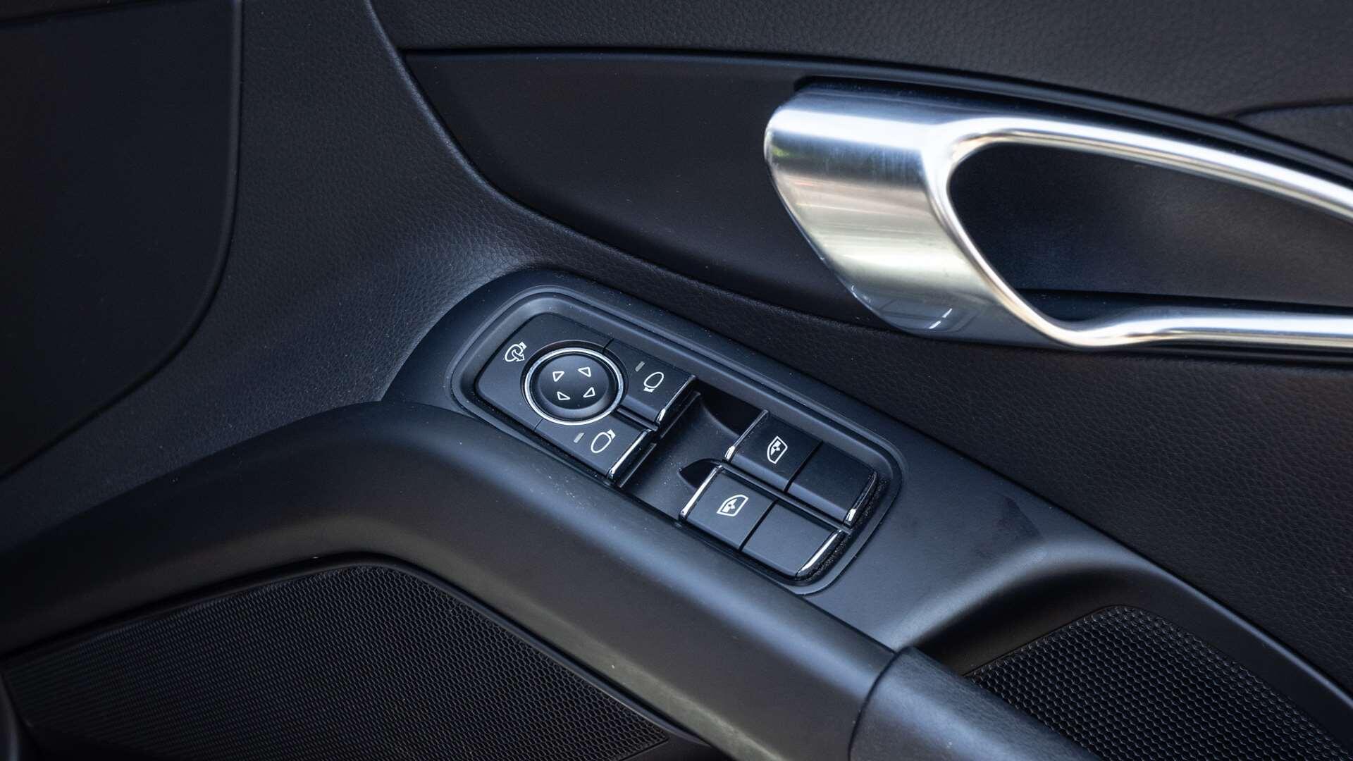 Porsche Boxster view 24