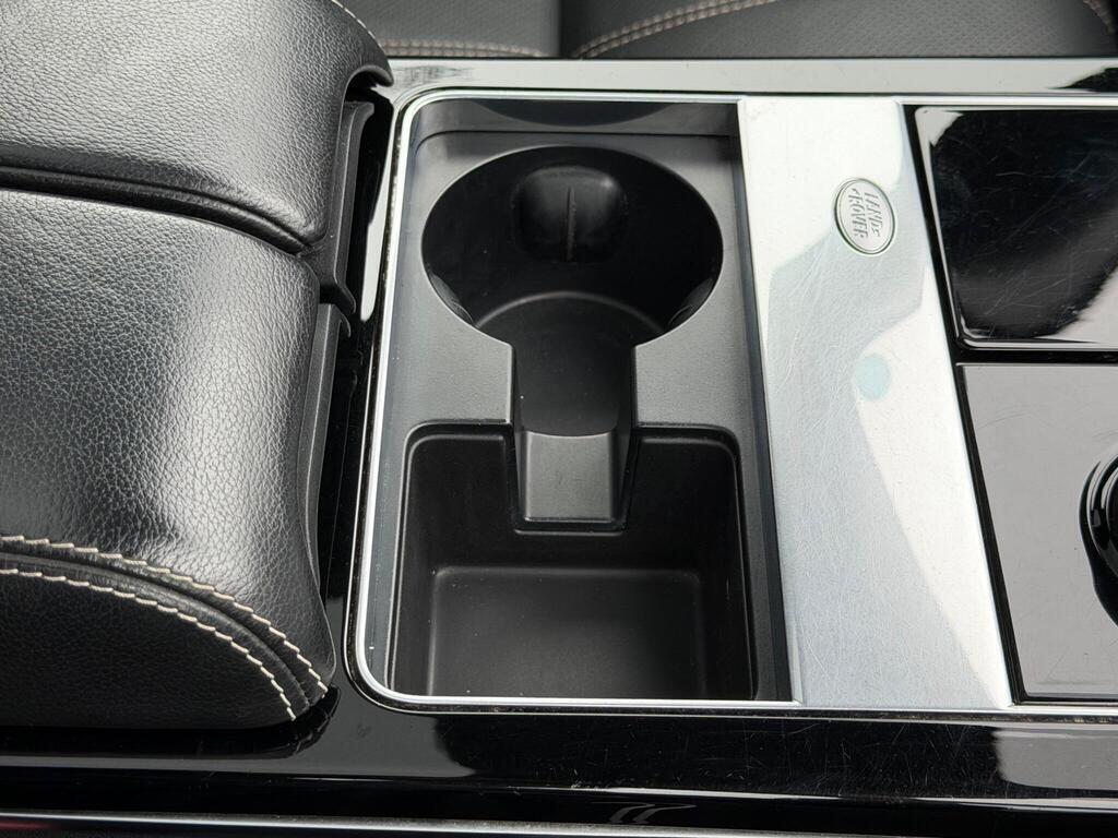 Land Rover Range Rover Velar view 40