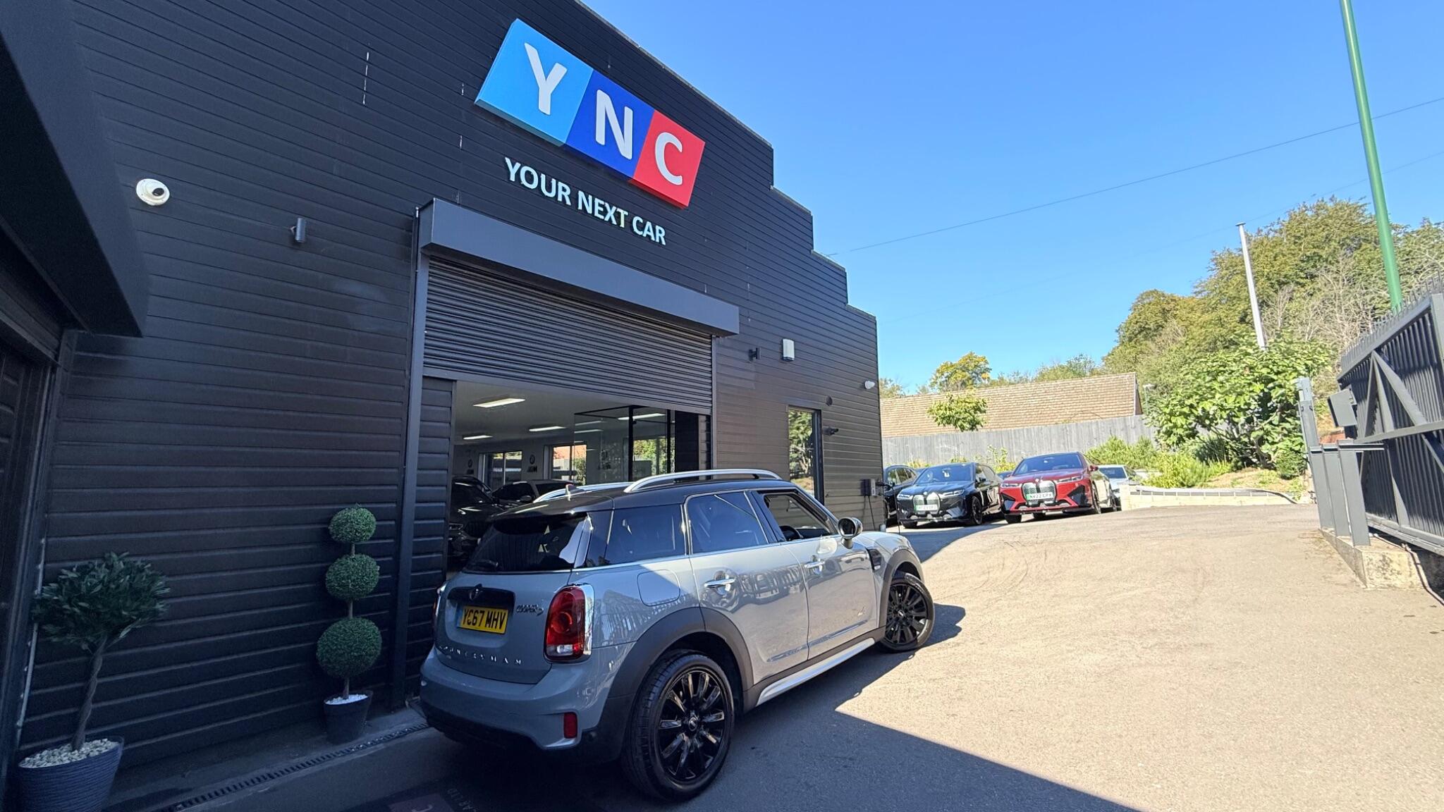 MINI Countryman view 12