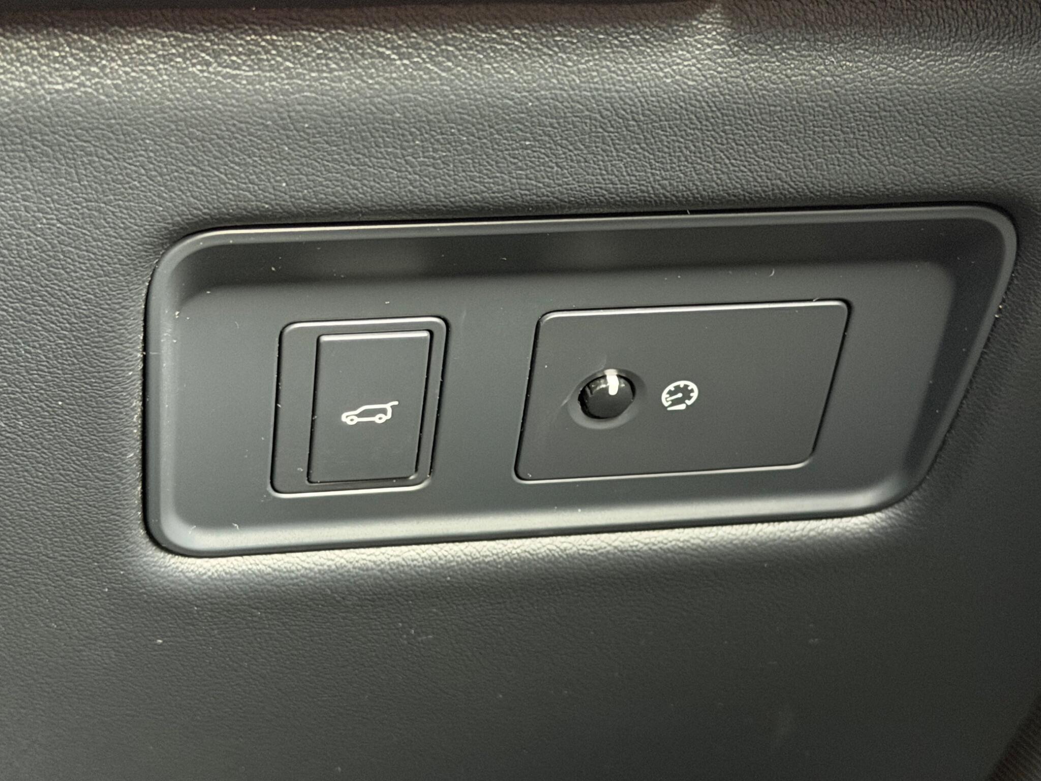 Land Rover Range Rover view 57