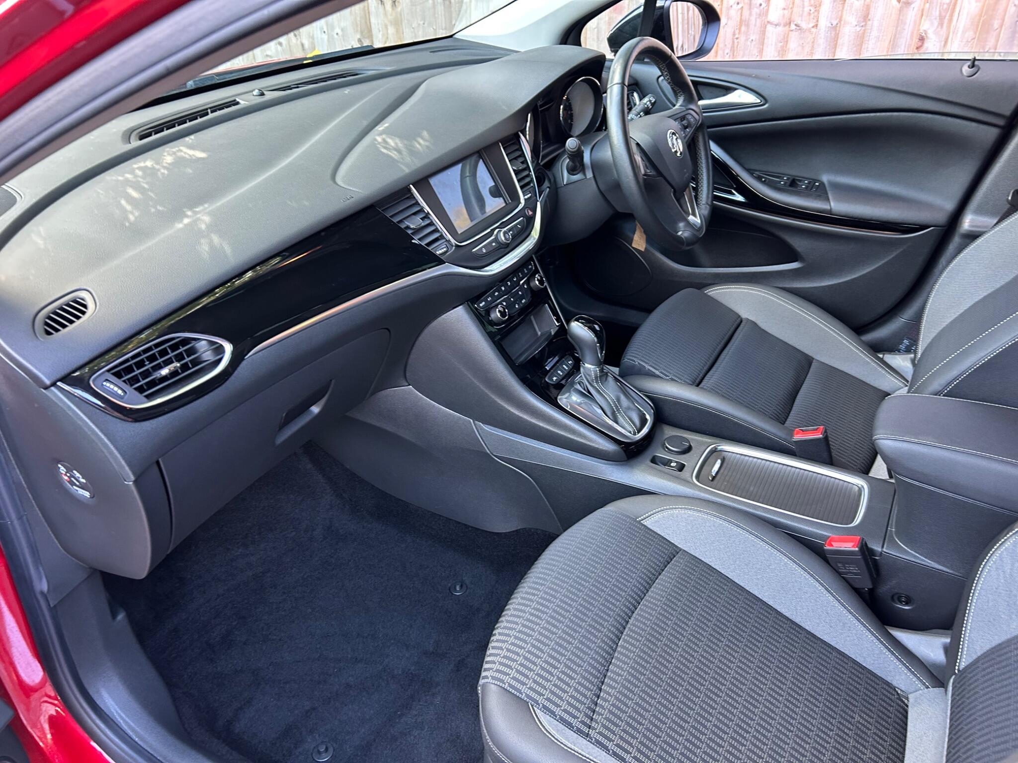 Vauxhall Astra view 34