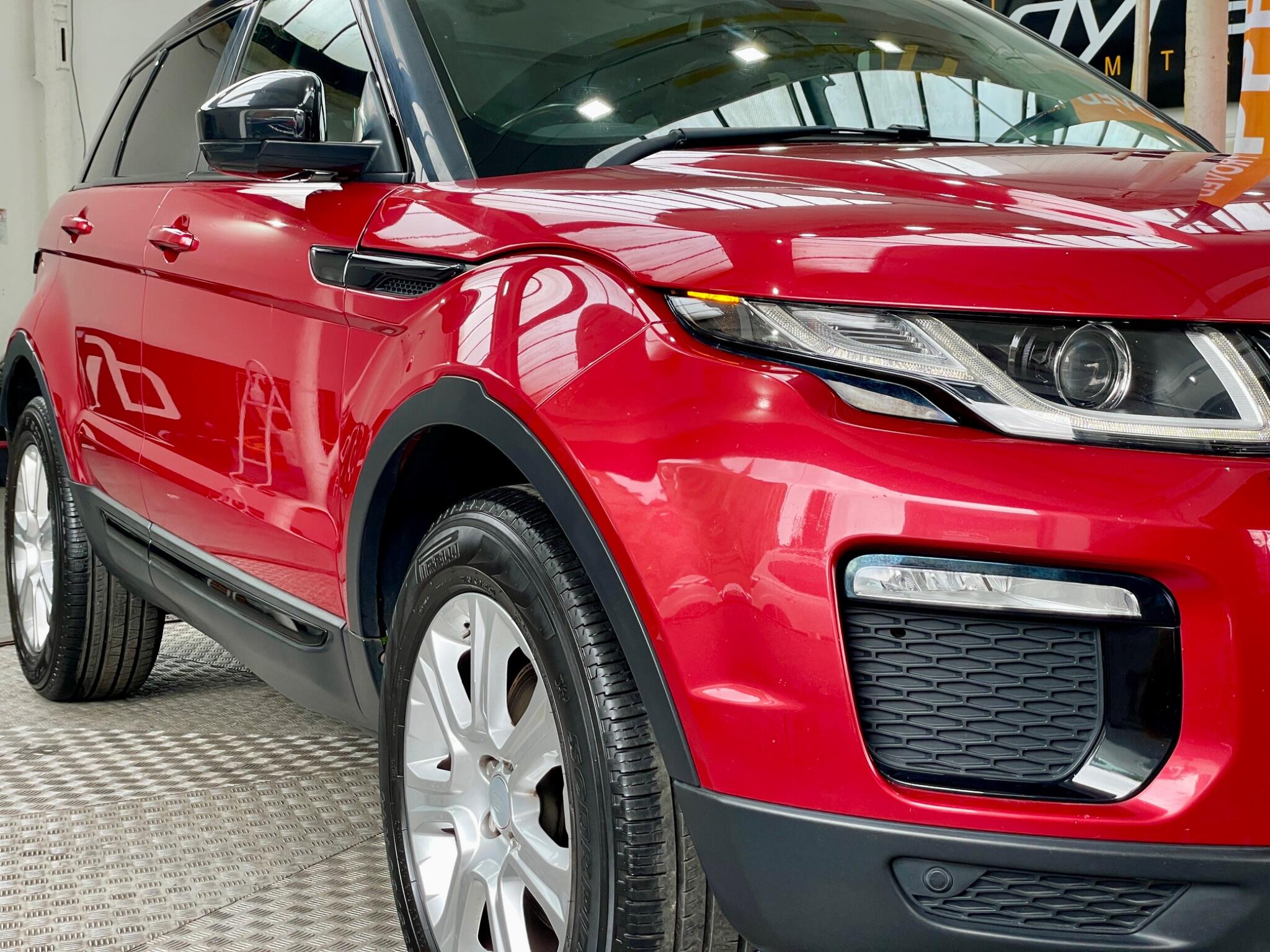 Land Rover Range Rover Evoque view 33
