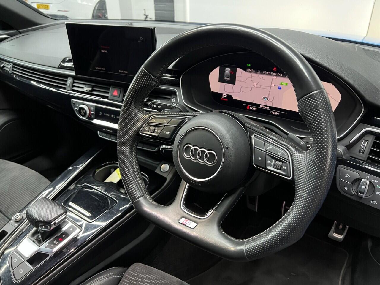 Audi A4 view 40