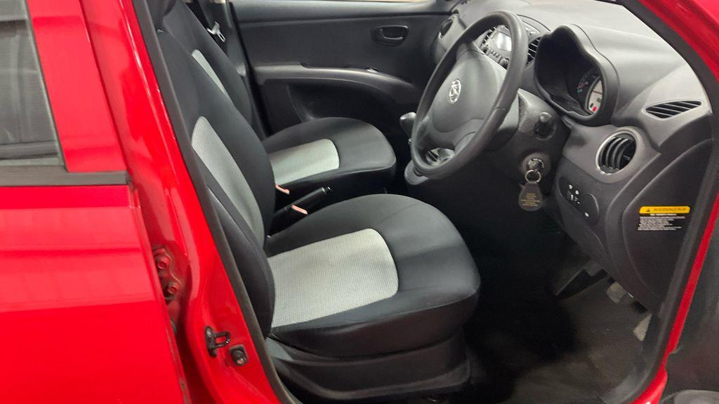 Hyundai I10 view 9