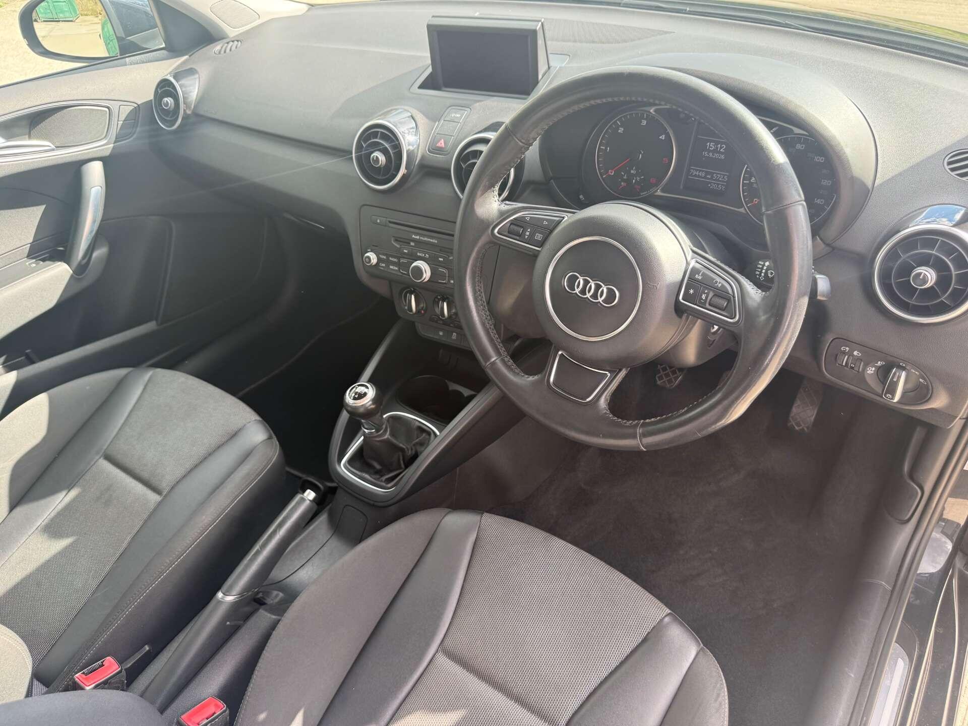 Audi A1 view 11