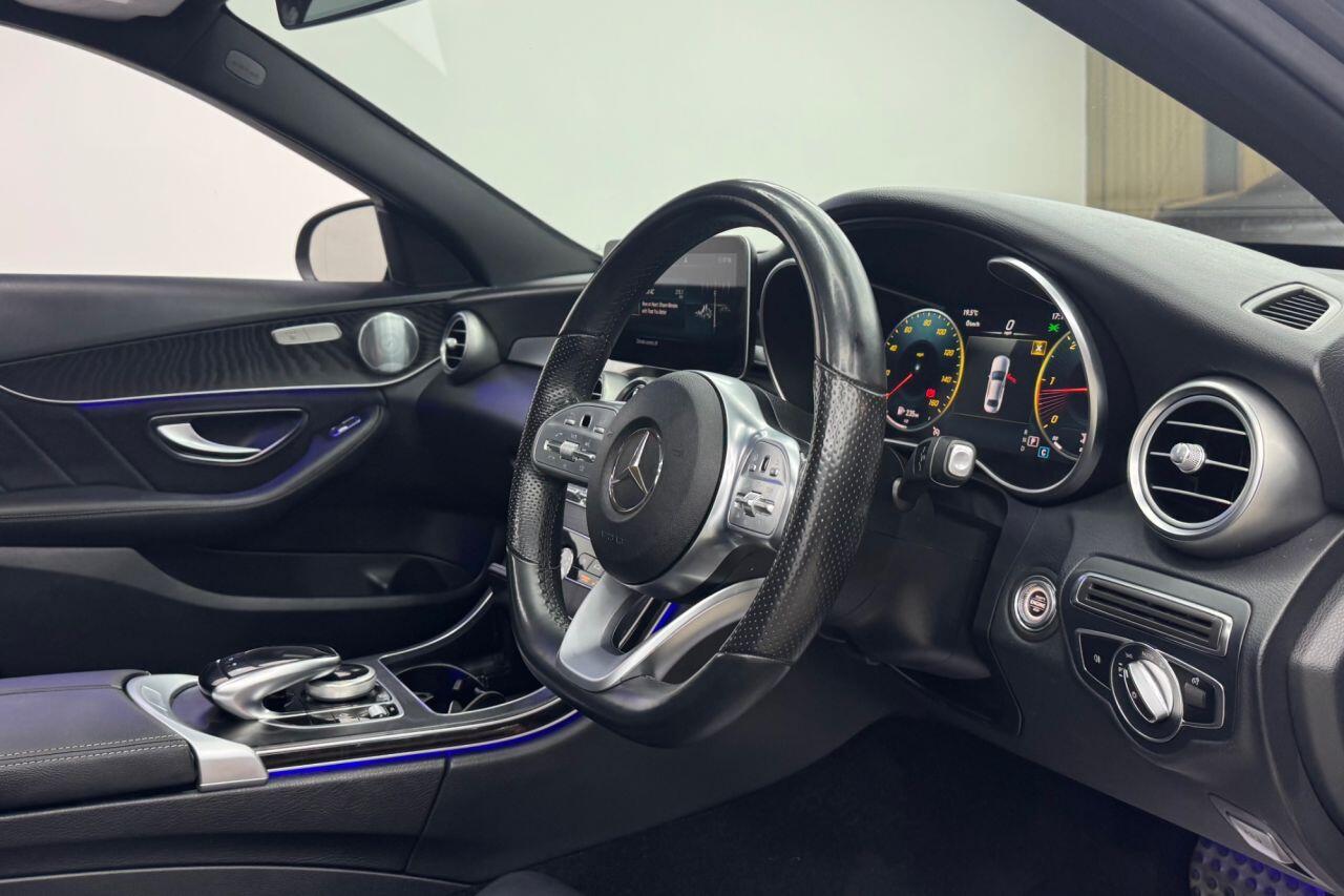 Mercedes-Benz C-Class view 16